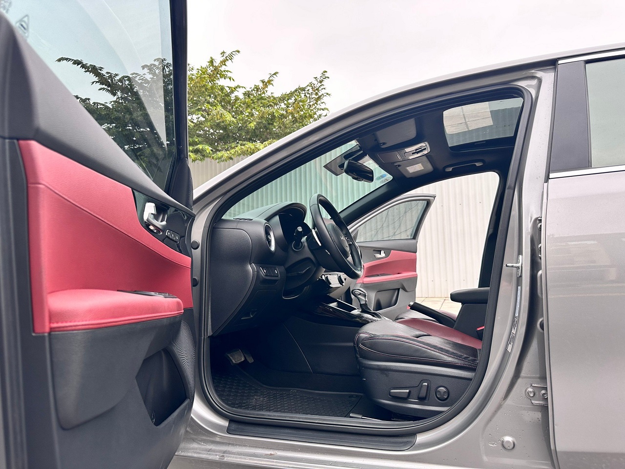 Kia K3 Premium 2.0 AT 2022 màu xám (đã bán)