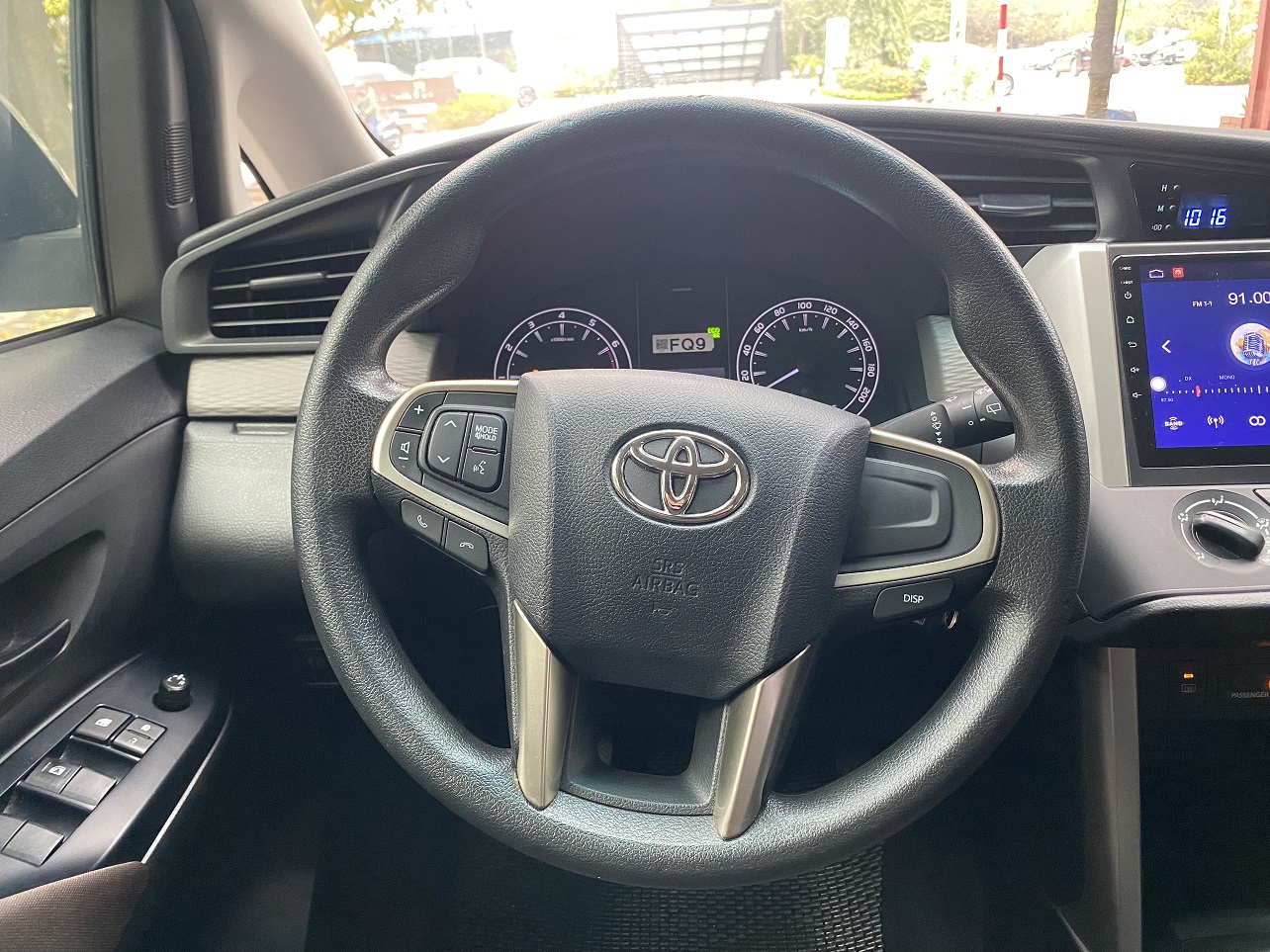 TOYOTA INNOVA 2.0E 2021 MÀU ĐỒNG (đã bán)