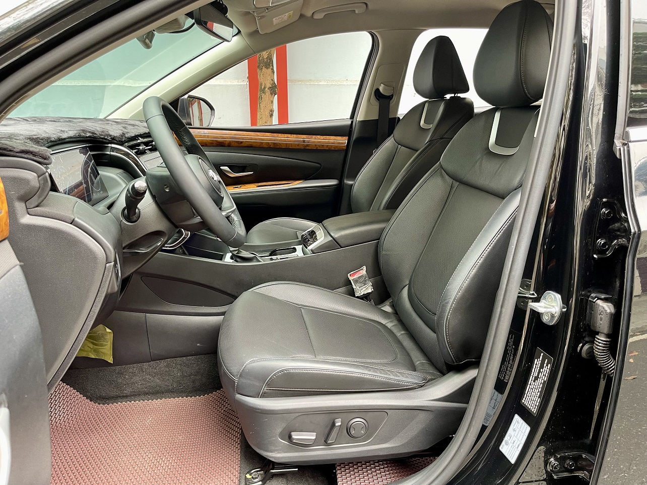 Hyundai Tucson 2.0ATH bản đặc biệt 2022 màu đen (đã bán)
