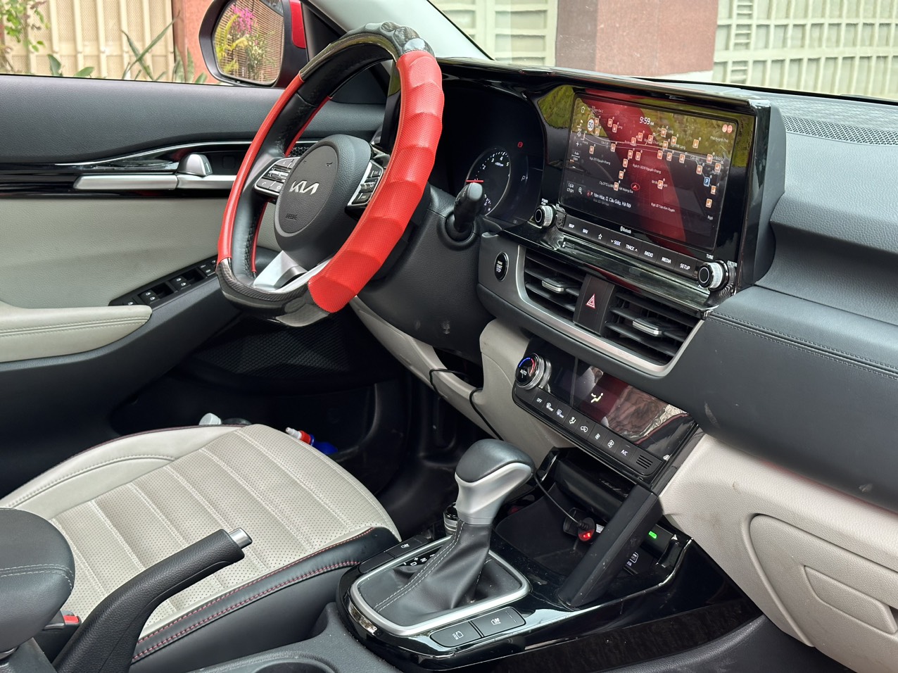 Kia Seltos 1.4 turbo Premium 2022 màu đỏ (đã bán)