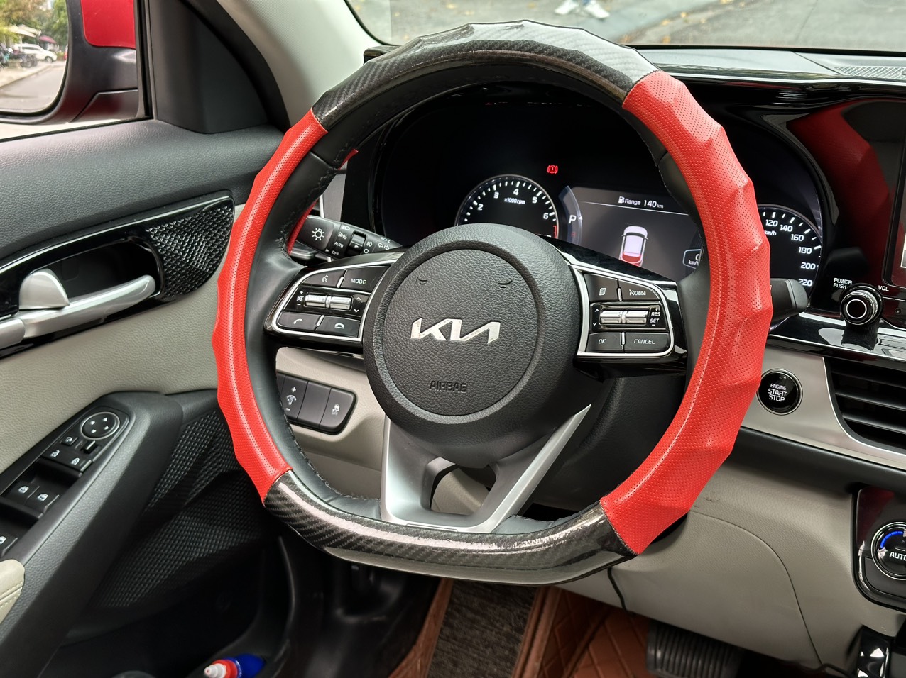 Kia Seltos 1.4 turbo Premium 2022 màu đỏ (đã bán)