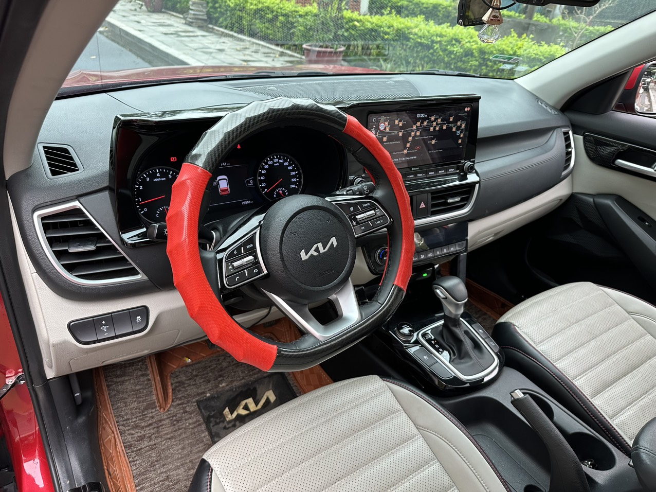 Kia Seltos 1.4 turbo Premium 2022 màu đỏ (đã bán)