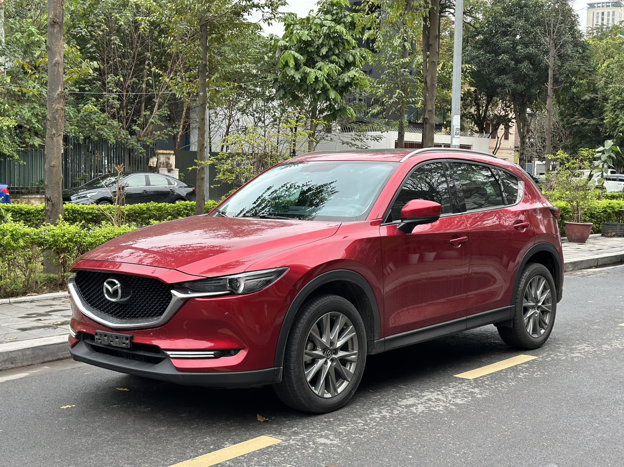Mazda CX5 2.0 AT Luxury 2020 màu đỏ pha lê (đã bán)