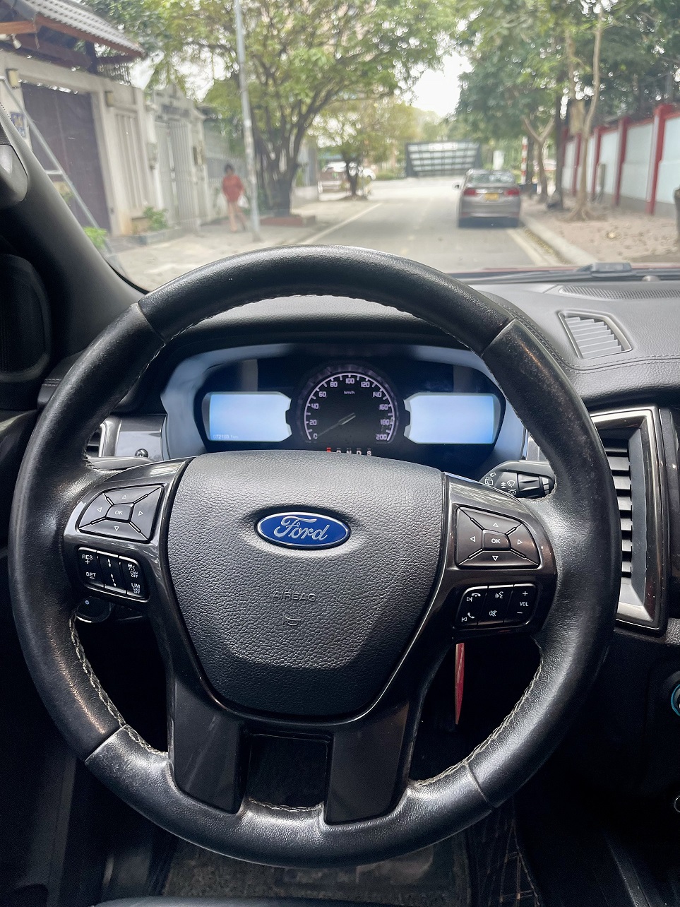 Ford Everest Titanium 4x4 2019 màu đỏ (đã bán)