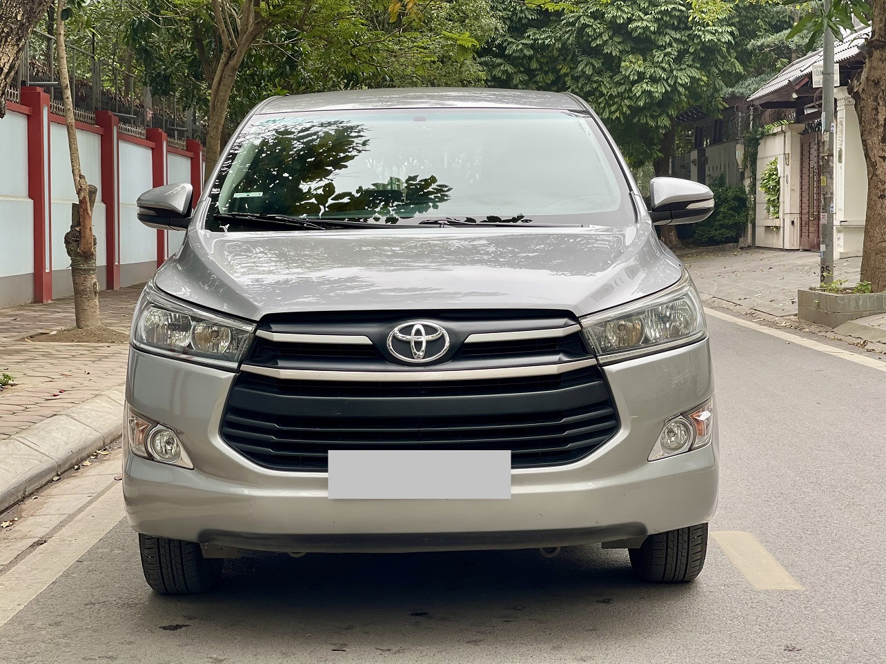 Toyota Innova 2.0E MT (số sàn) 2017 ĐKLĐ 2018 (đã bán)