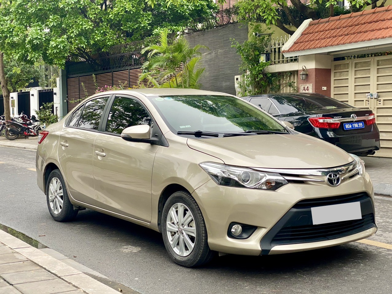 Toyota Vios G 1.5AT 2018  màu vàng cát (đã bán)