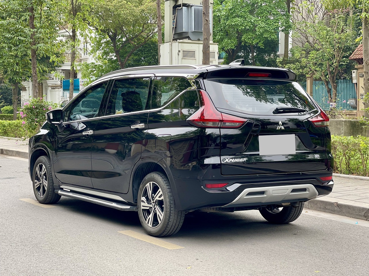 Mitsubishi Xpander 1.5 AT 2020 màu đen (đã bán)