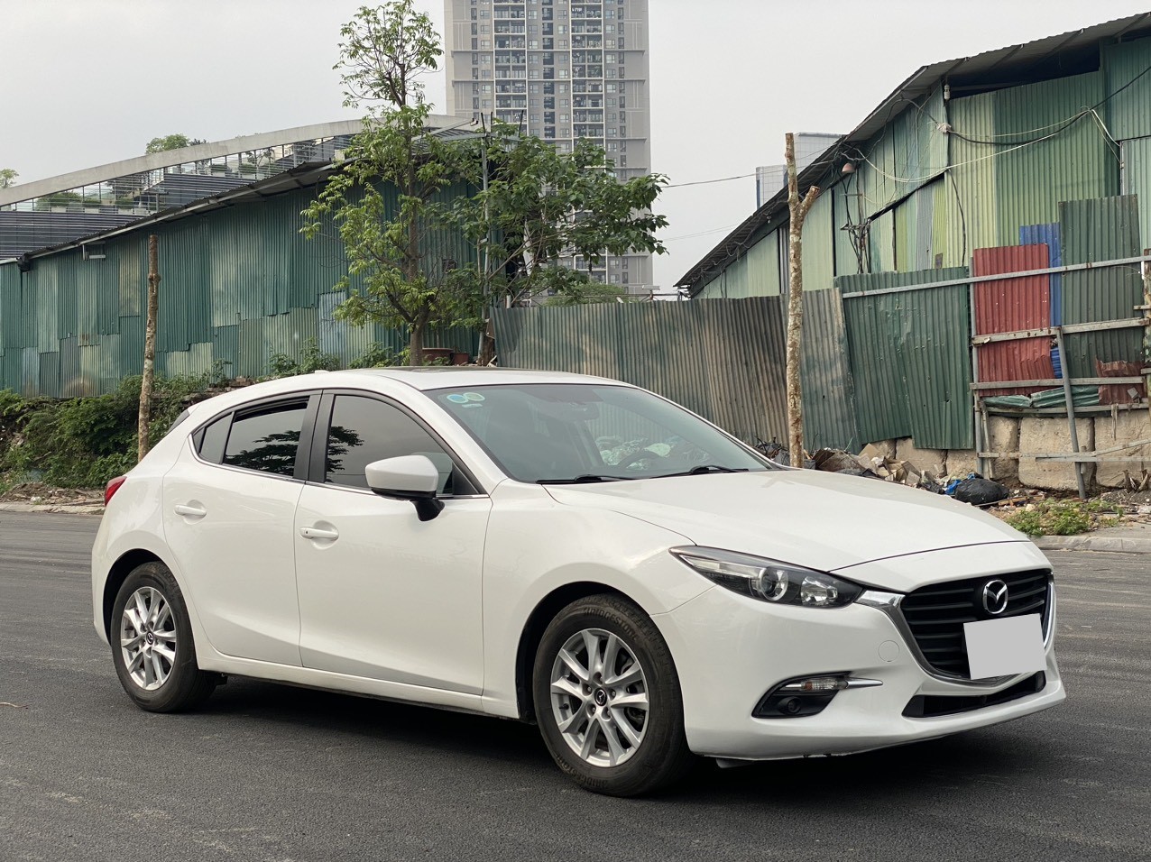 Mazda 3 1.5AT 2017 màu trắng (Đã bán)
