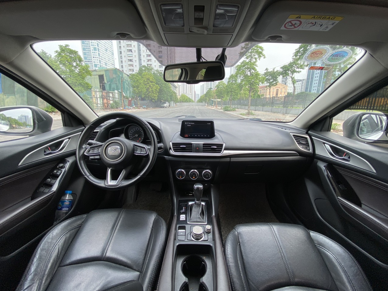 Mazda 3 1.5AT 2017 màu trắng (Đã bán)