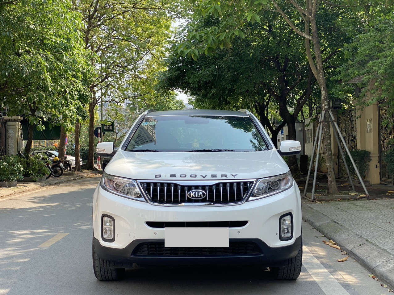 Kia Sorento 2.4 GAT 2018 màu trắng (đã bán)