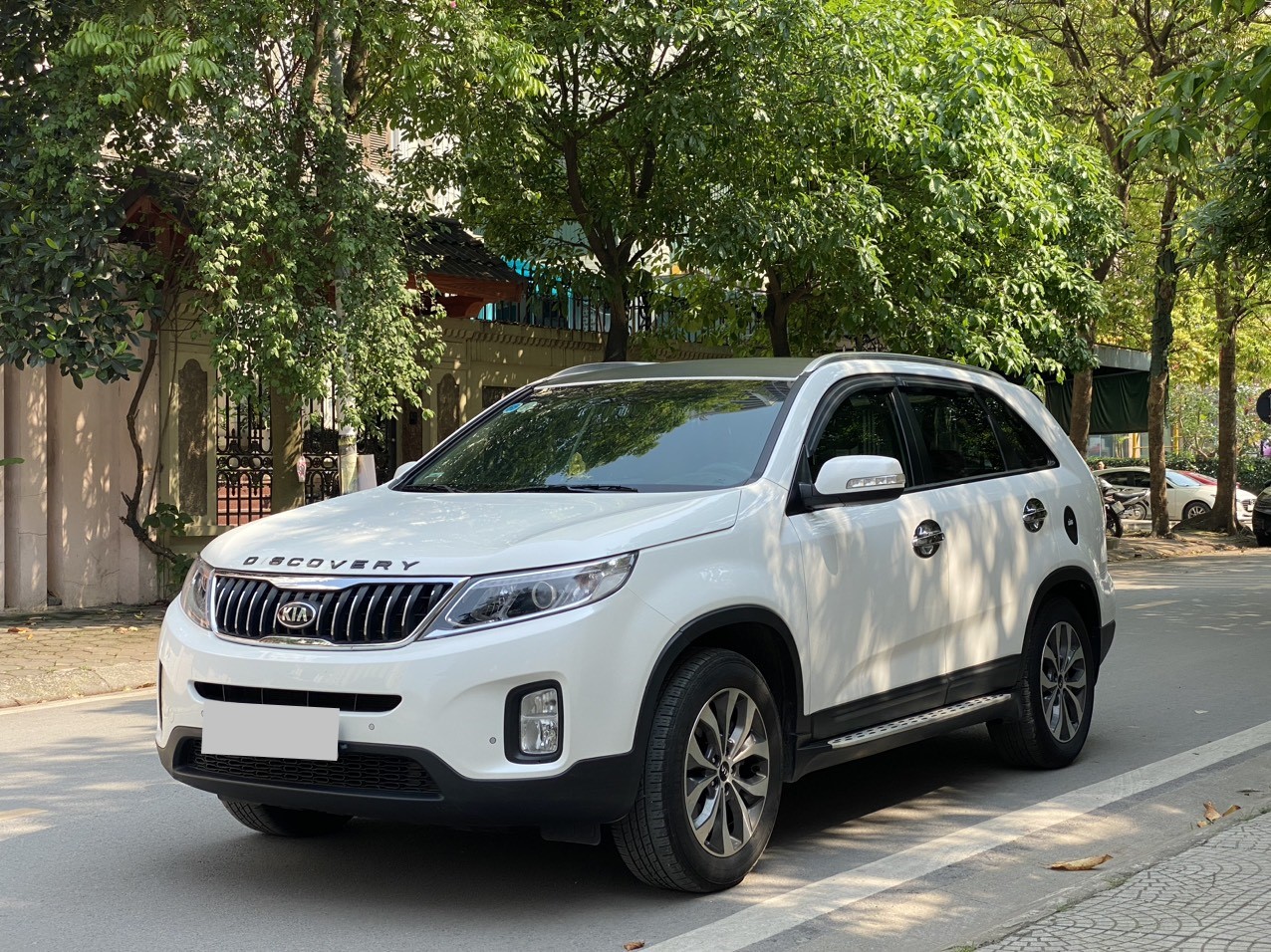 Kia Sorento 2.4 GAT 2018 màu trắng (đã bán)