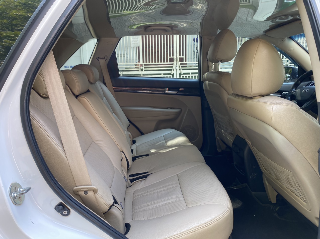 Kia Sorento 2.4 GAT 2018 màu trắng (đã bán)