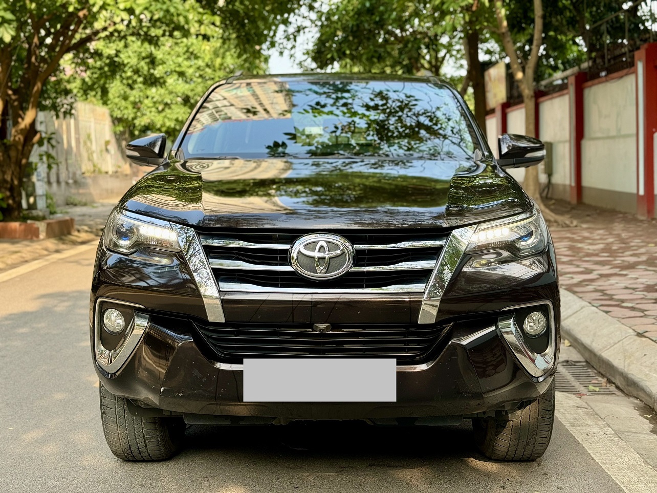 Toyota Fortuner 2.7V 2017 bản máy xăng 2 cầu (đã bán)