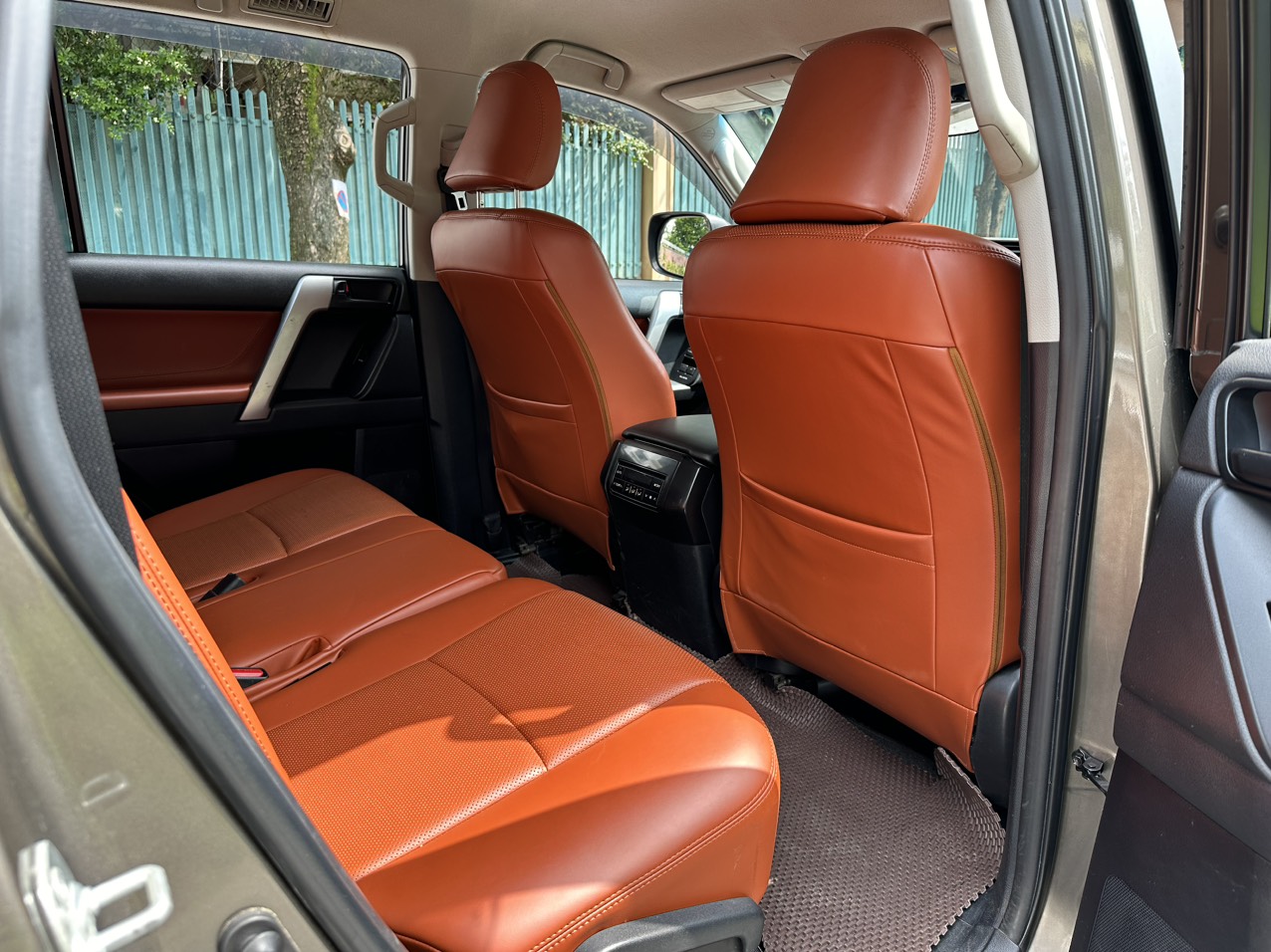 Land Cruiser Prado TXL 2.7L máy xăng 2014 (đã bán)