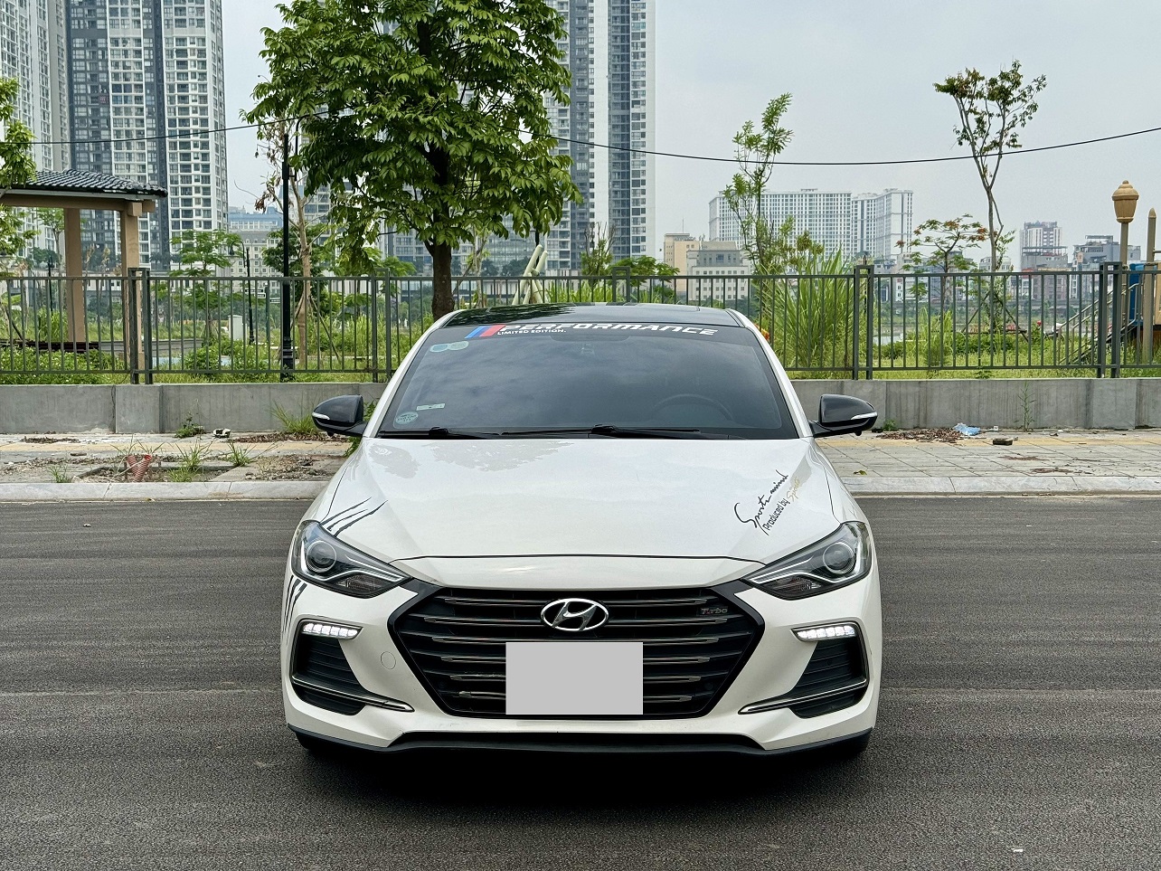 Hyundai Elantra 1.6 Turbo Sport 2018 (đã bán)