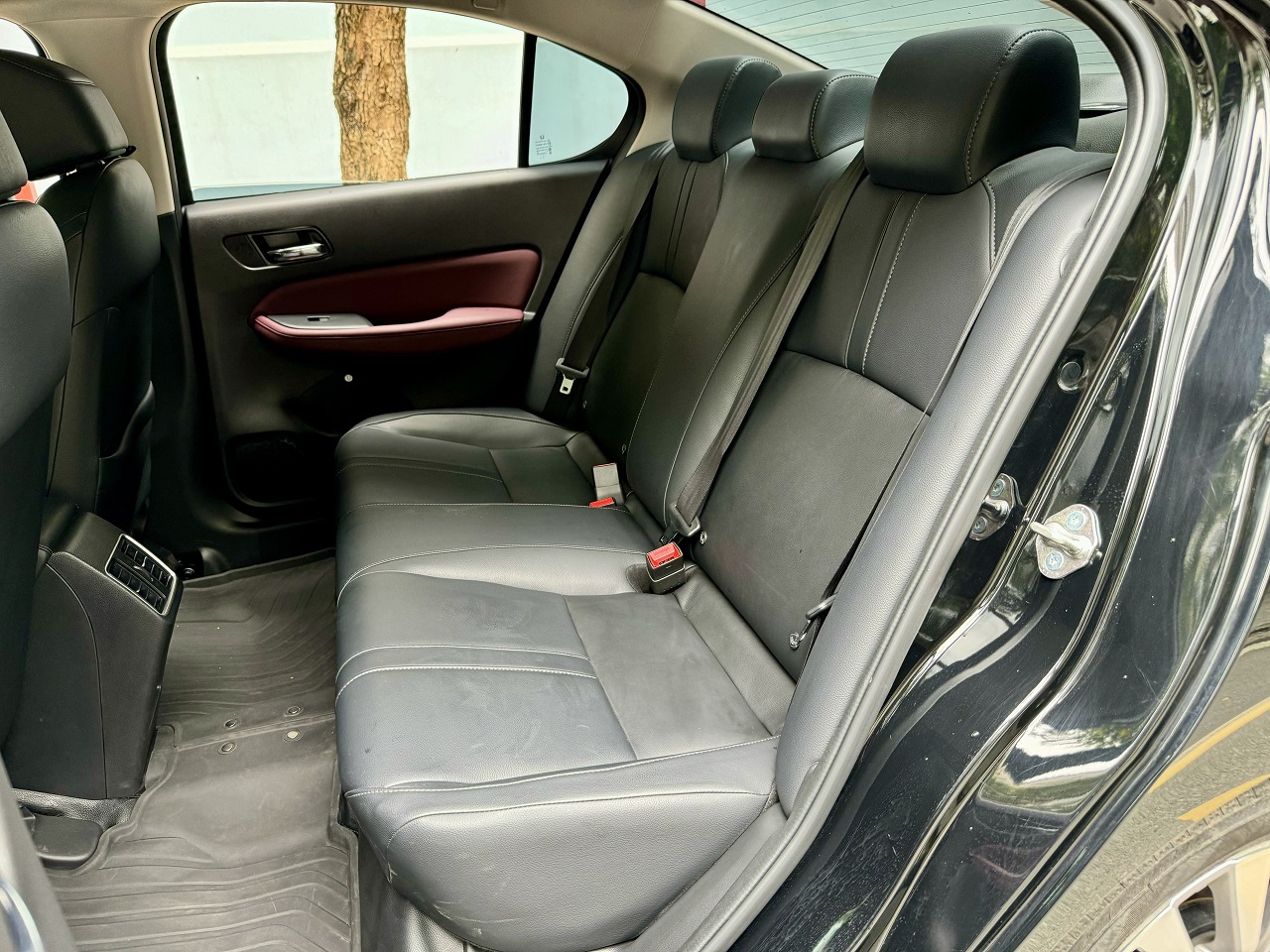 Honda City L 1.5AT 2023 màu đen (đã bán)