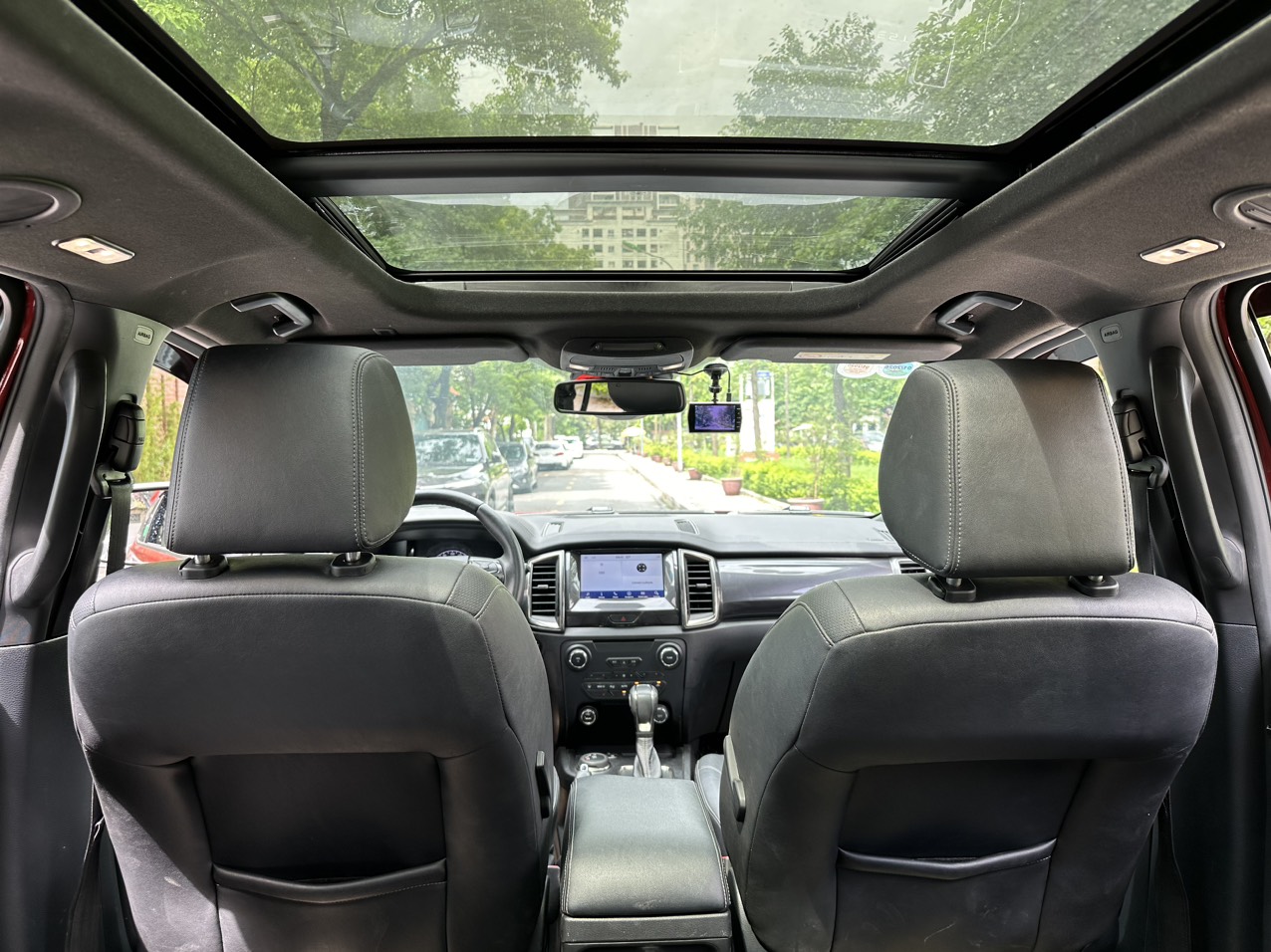Ford Everest Titanium 4x4 2020 màu đỏ (đã bán)