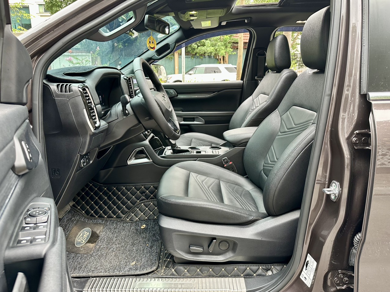 Ford Everest Titanium 2.0L 4x2 AT full máy dầu 2023 (đã bán)