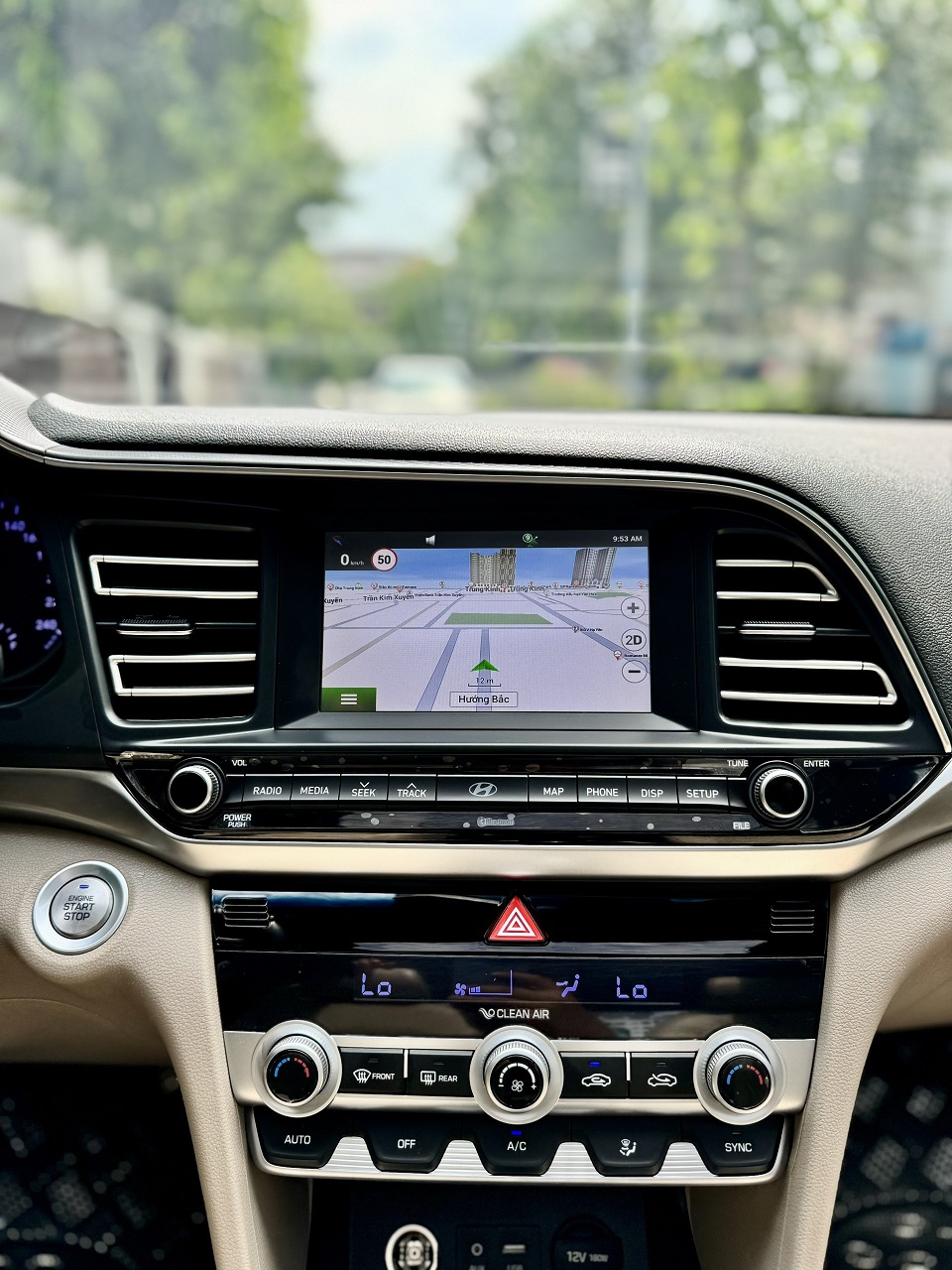Hyundai Elantra 1.6AT 2021 Facelift màu trắng