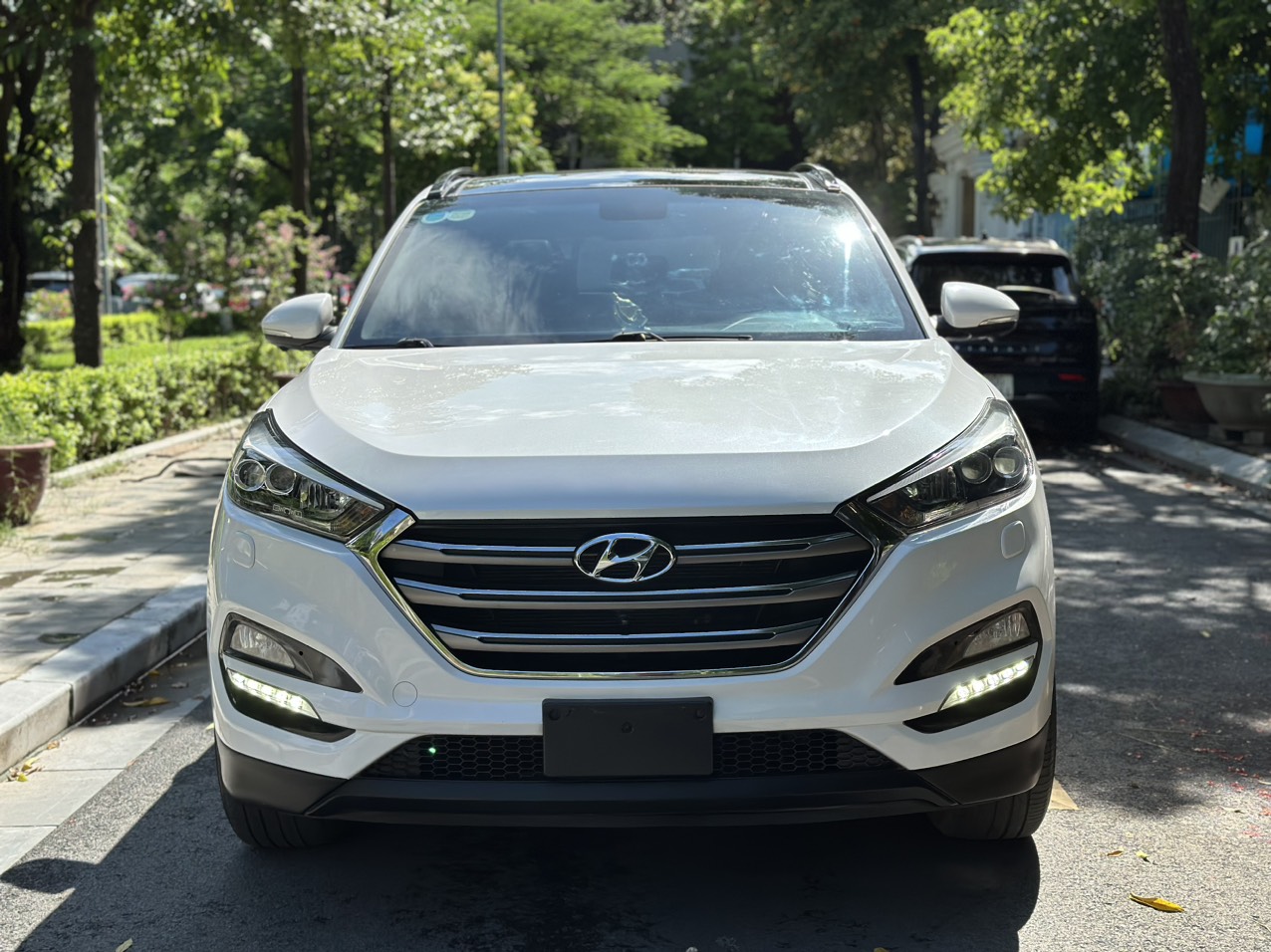 Hyundai Tucson 2.0 AT đặc biệt 2018 màu trắng (đã bán)