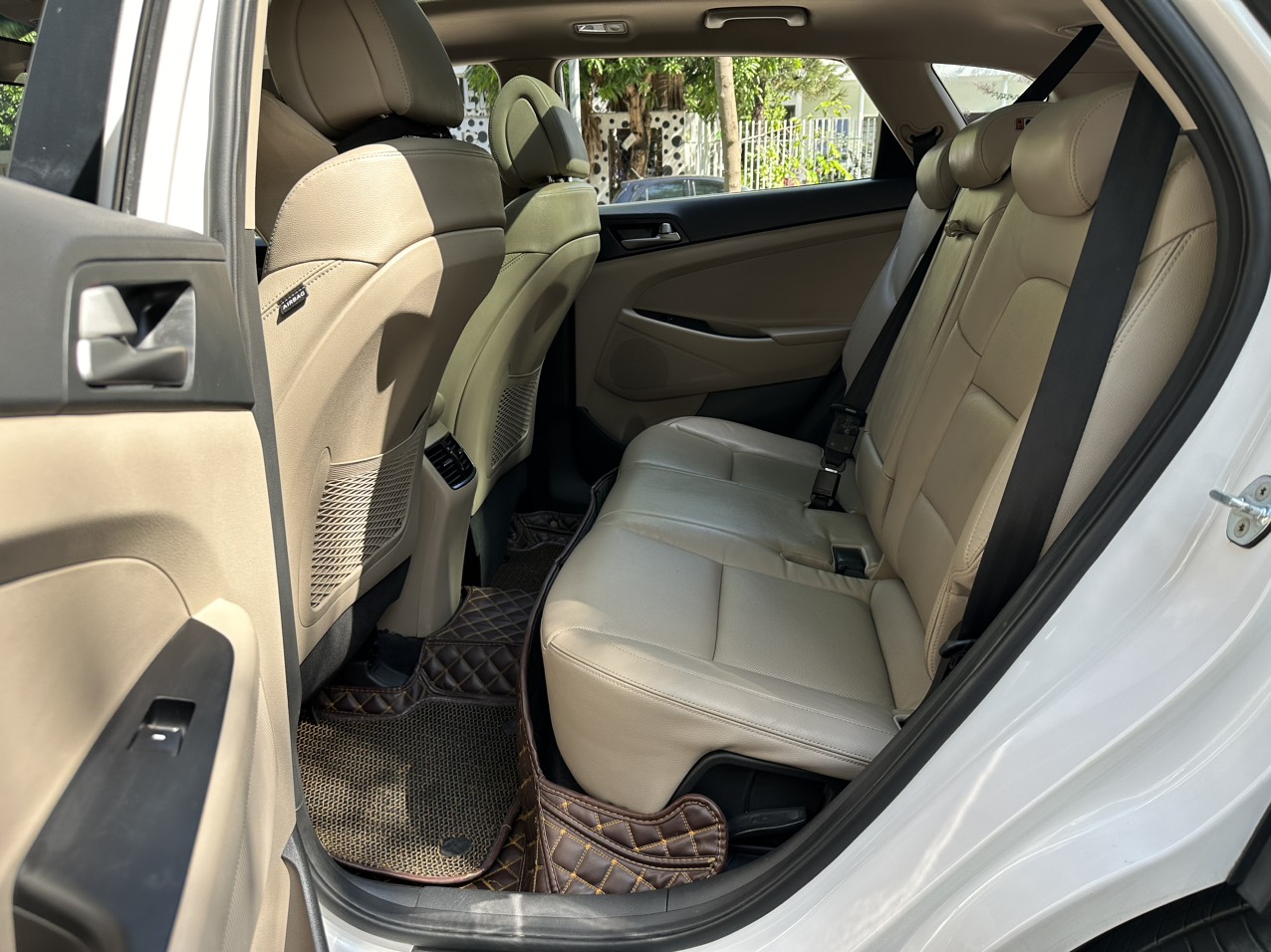 Hyundai Tucson 2.0 AT đặc biệt 2018 màu trắng (đã bán)