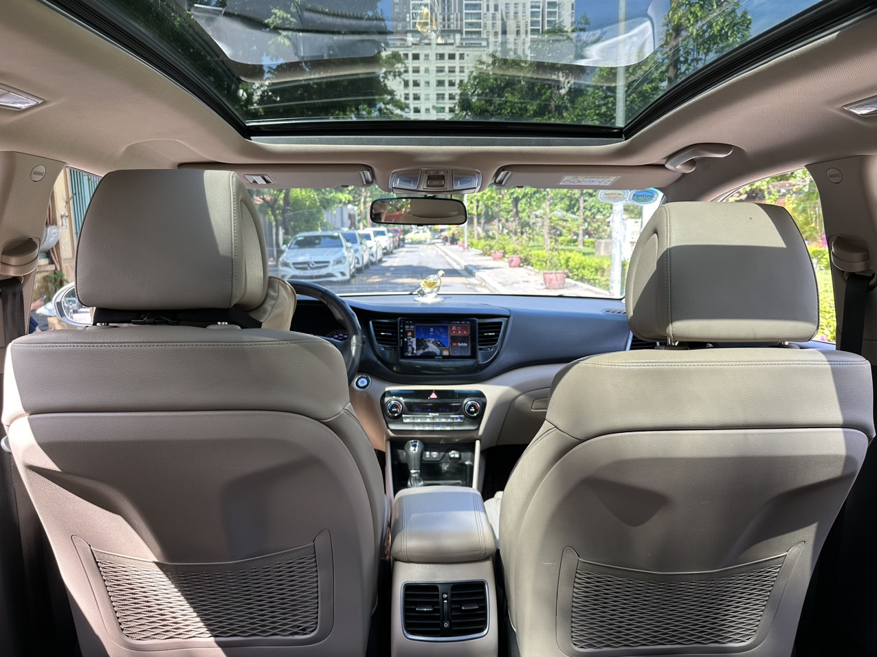 Hyundai Tucson 2.0 AT đặc biệt 2018 màu trắng (đã bán)