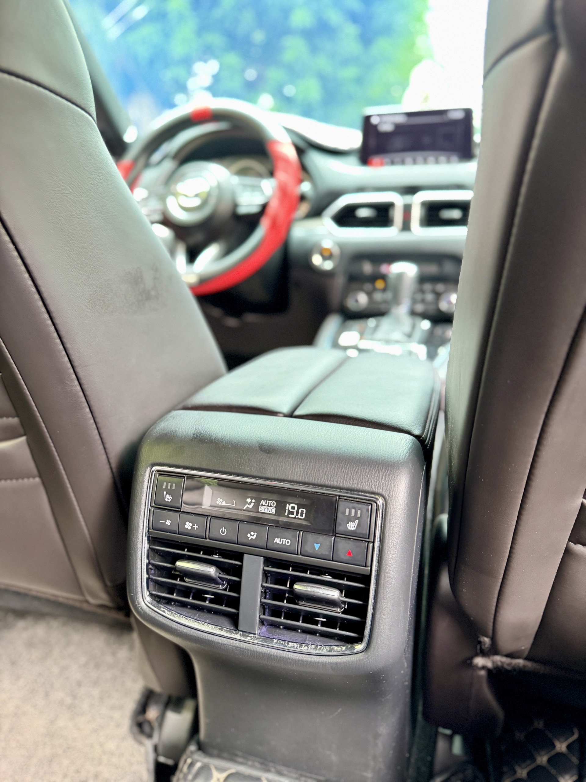 Mazda CX8 Premium 2022 màu trắng