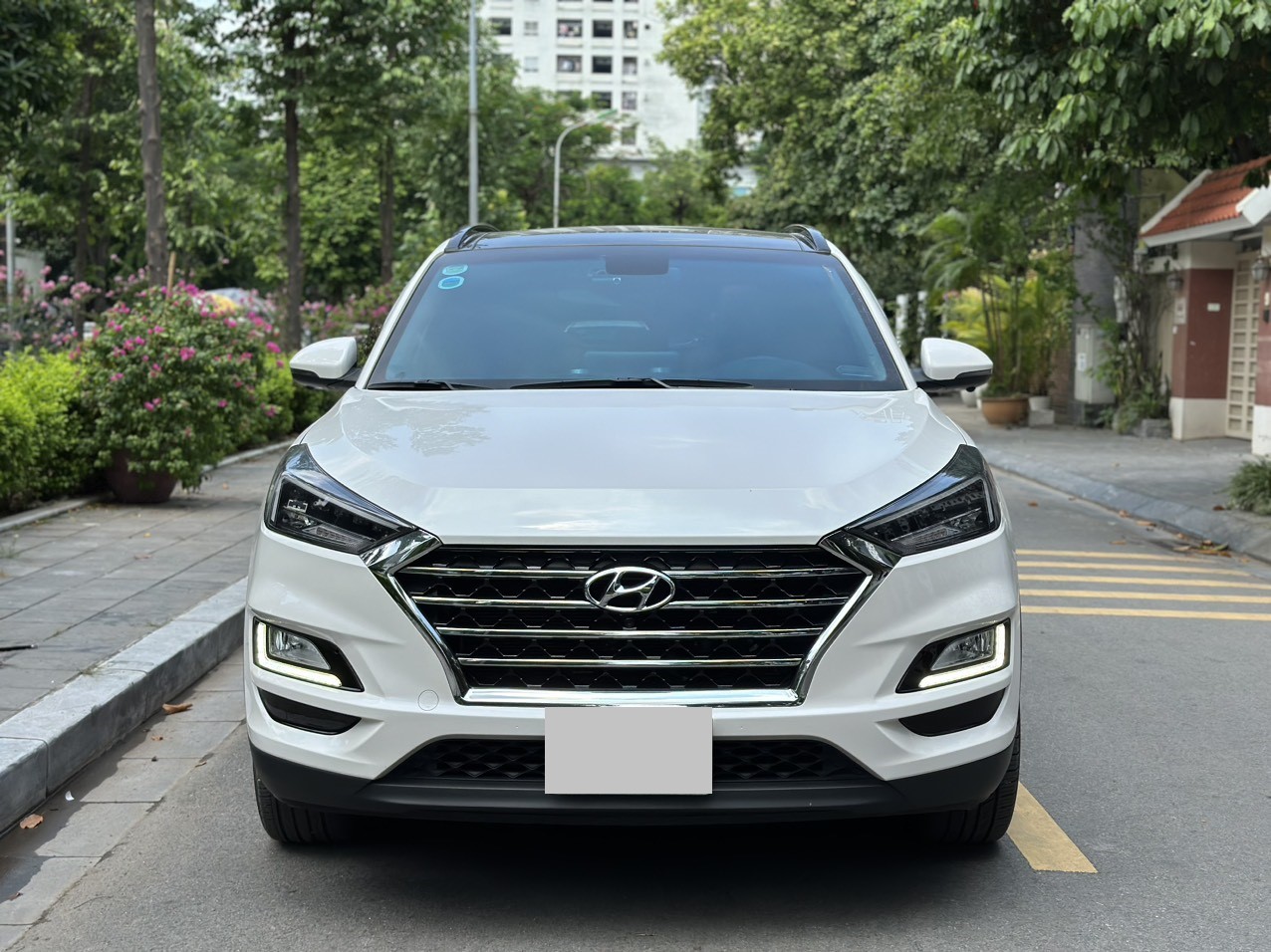 Hyundai Tucson 2.0ATH bản đặc biệt màu trắng (đã bán)