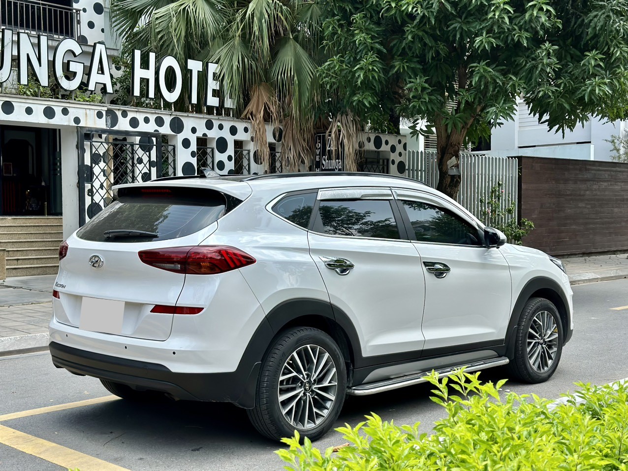 Hyundai Tucson 2.0ATH bản đặc biệt màu trắng (đã bán)