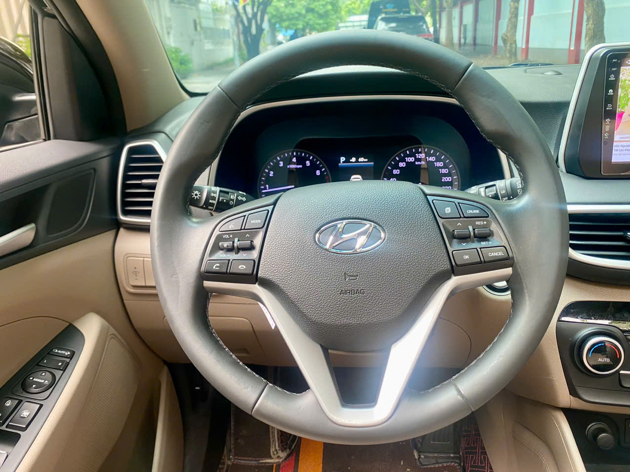 Hyundai Tucson 2.0ATH bản đặc biệt màu đen (đã bán)
