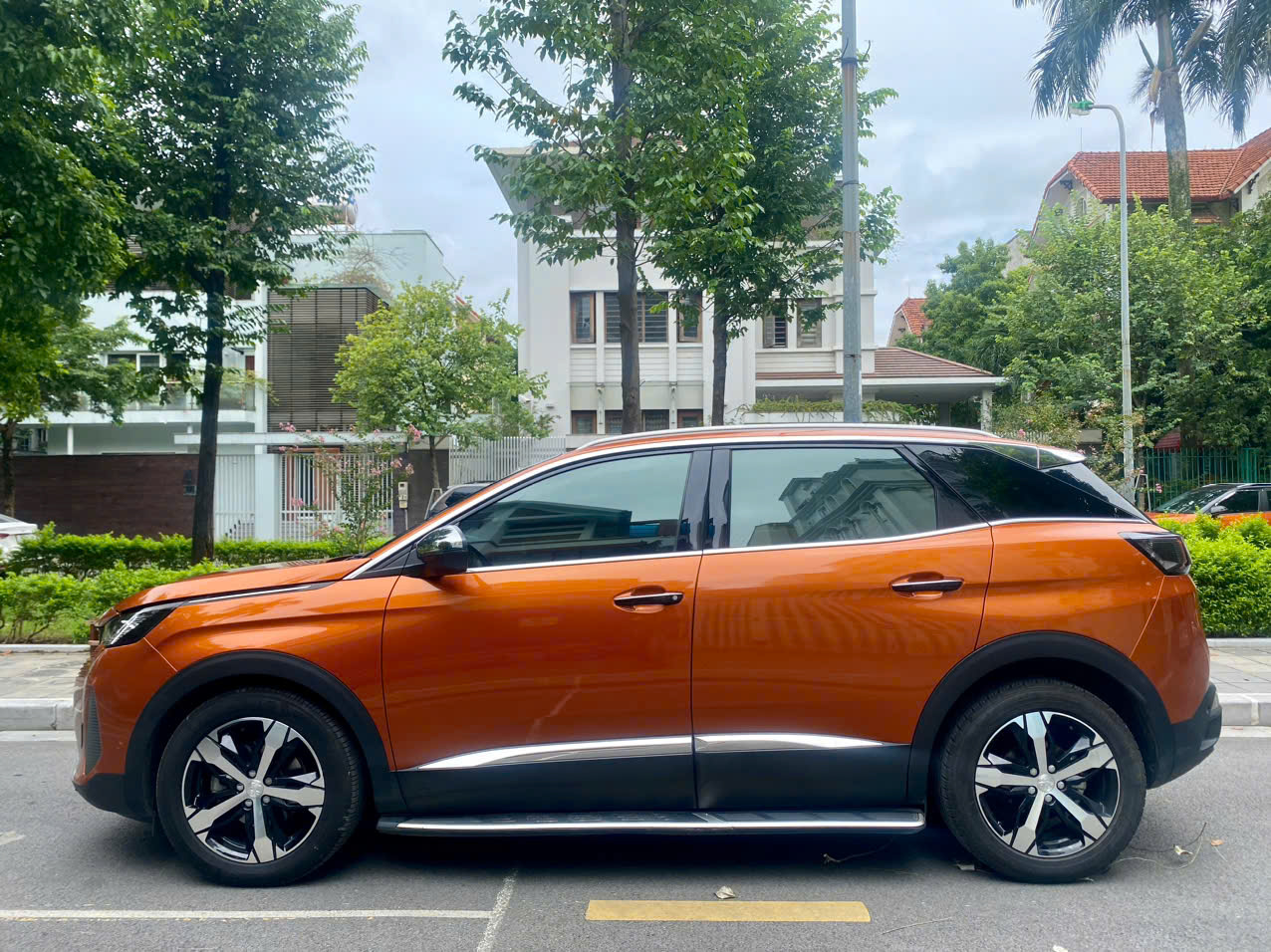 Peugeot 3008 Allure 1.6 AT 2022 màu cam