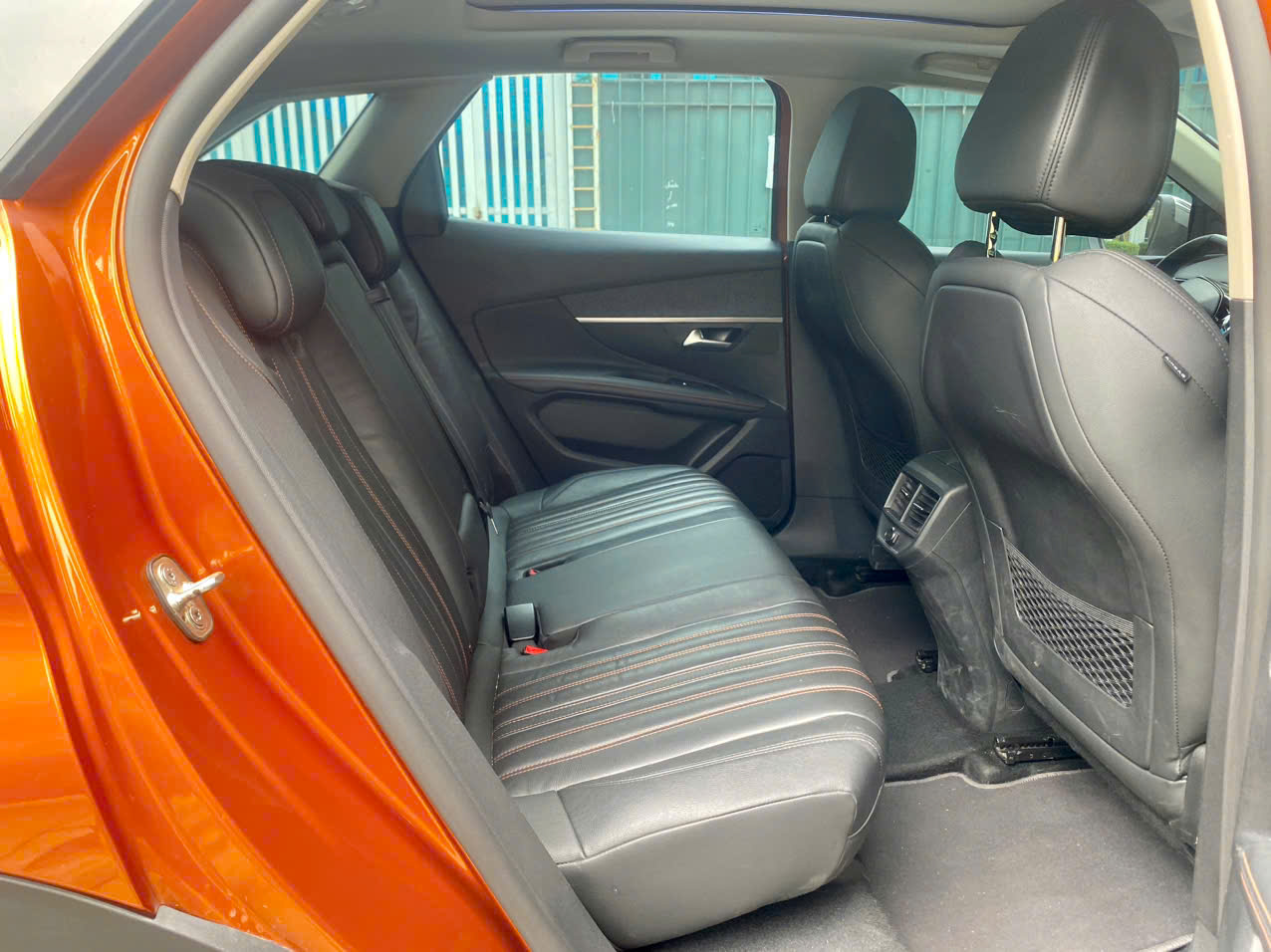 Peugeot 3008 Allure 1.6 AT 2022 màu cam