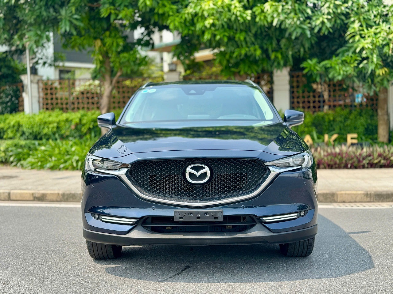 Mazda CX-5 2.0 Premium 2022 màu xanh