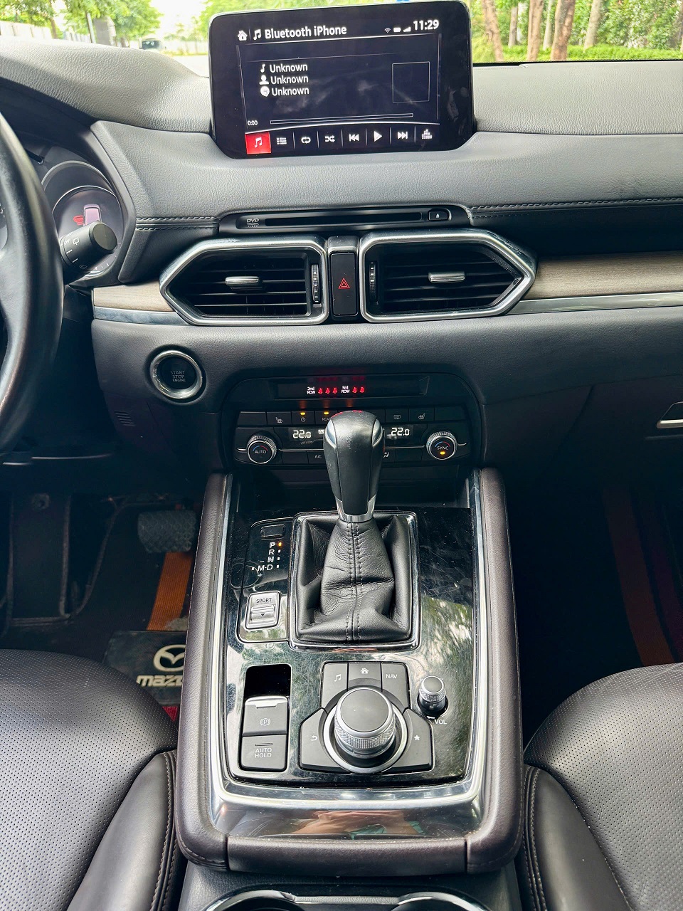 Mazda CX8 Premium 2022 màu đỏ