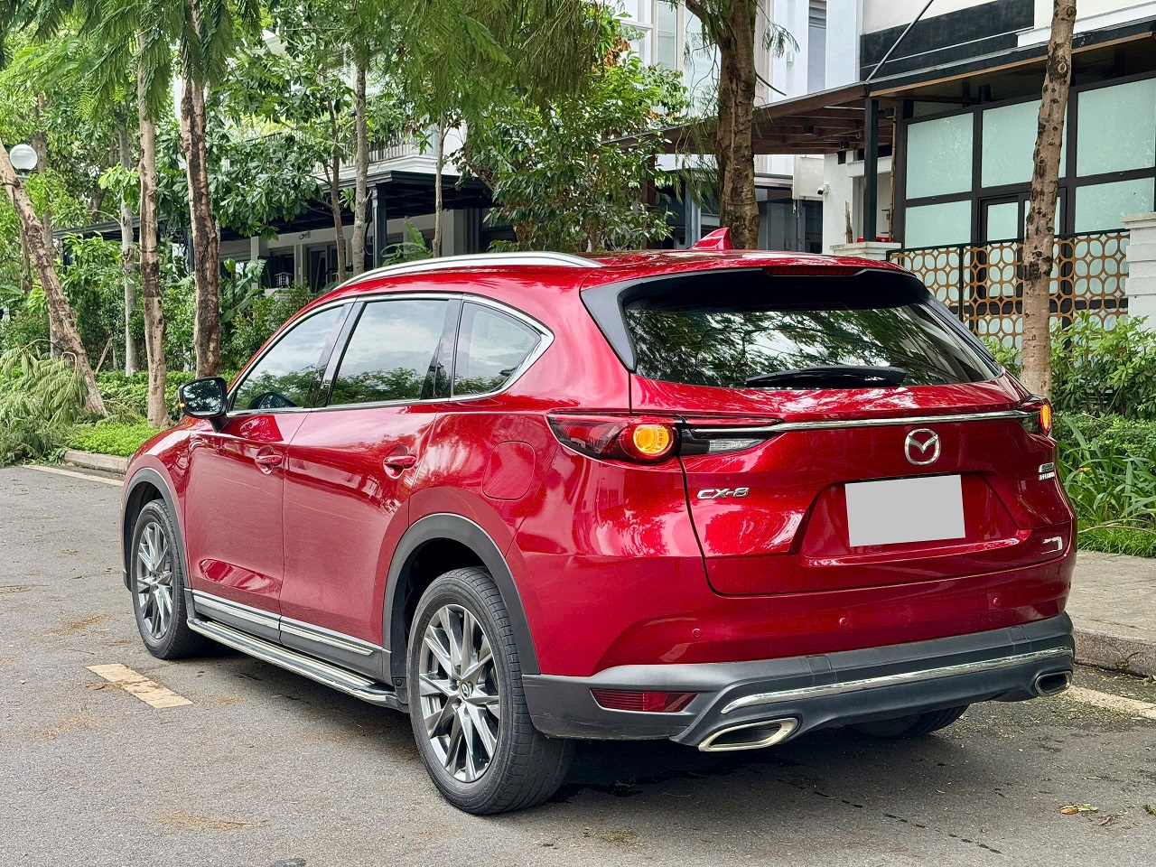 Mazda CX8 Premium 2022 màu đỏ