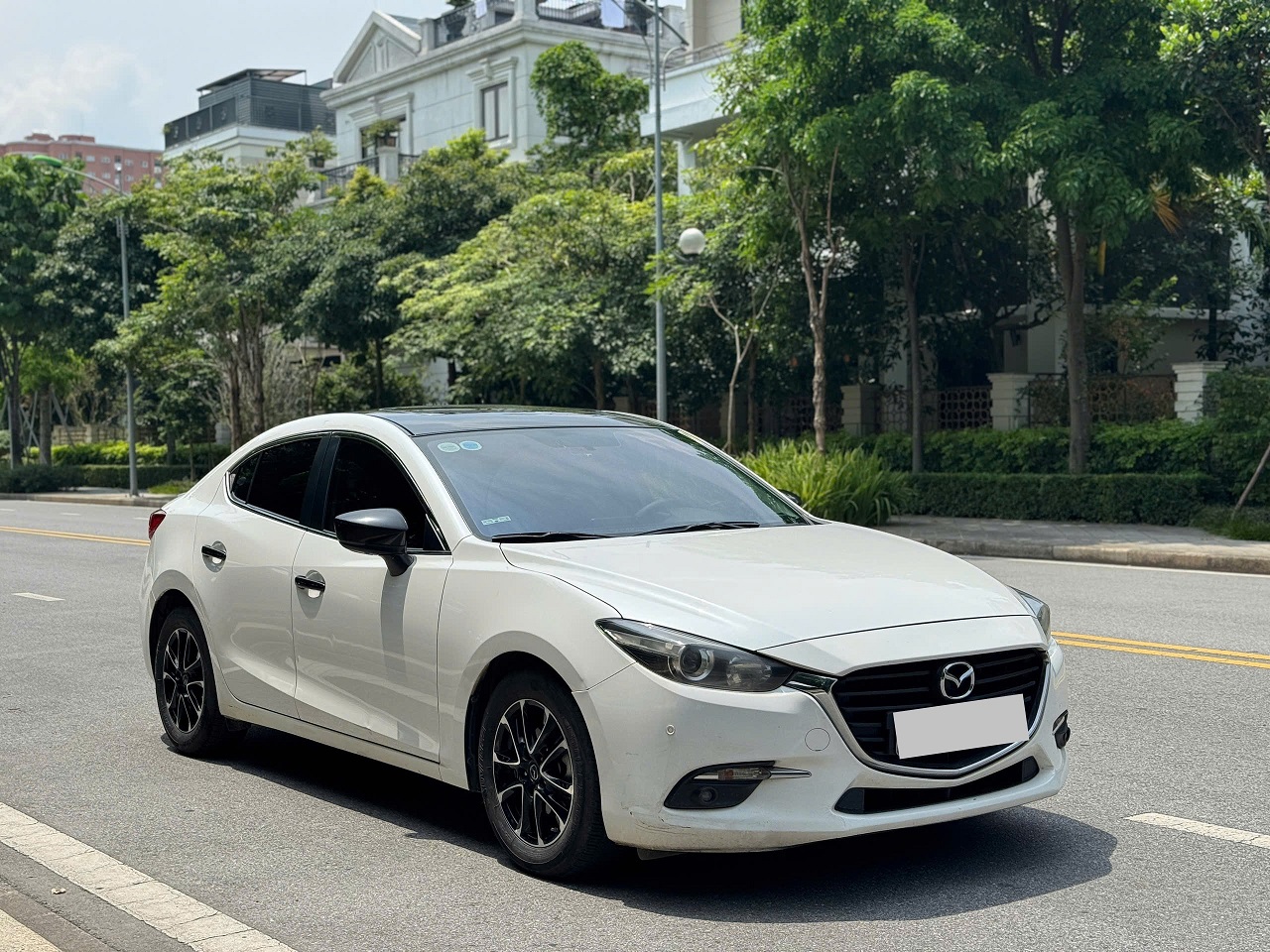 Mazda 3 1.5AT Facelift 2019 màu trắng (đã bán)