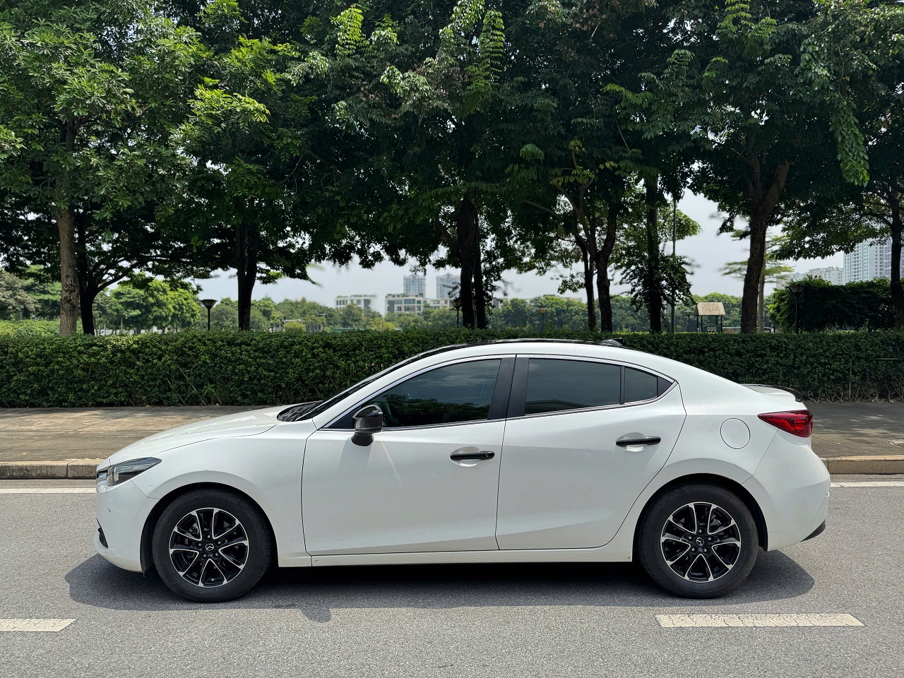 Mazda 3 1.5AT Facelift 2019 màu trắng (đã bán)