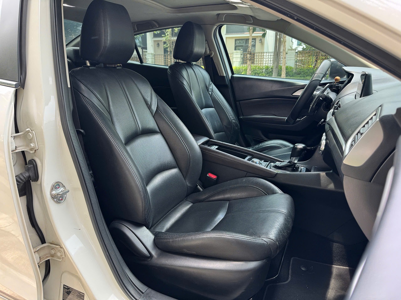 Mazda 3 1.5AT Facelift 2019 màu trắng (đã bán)