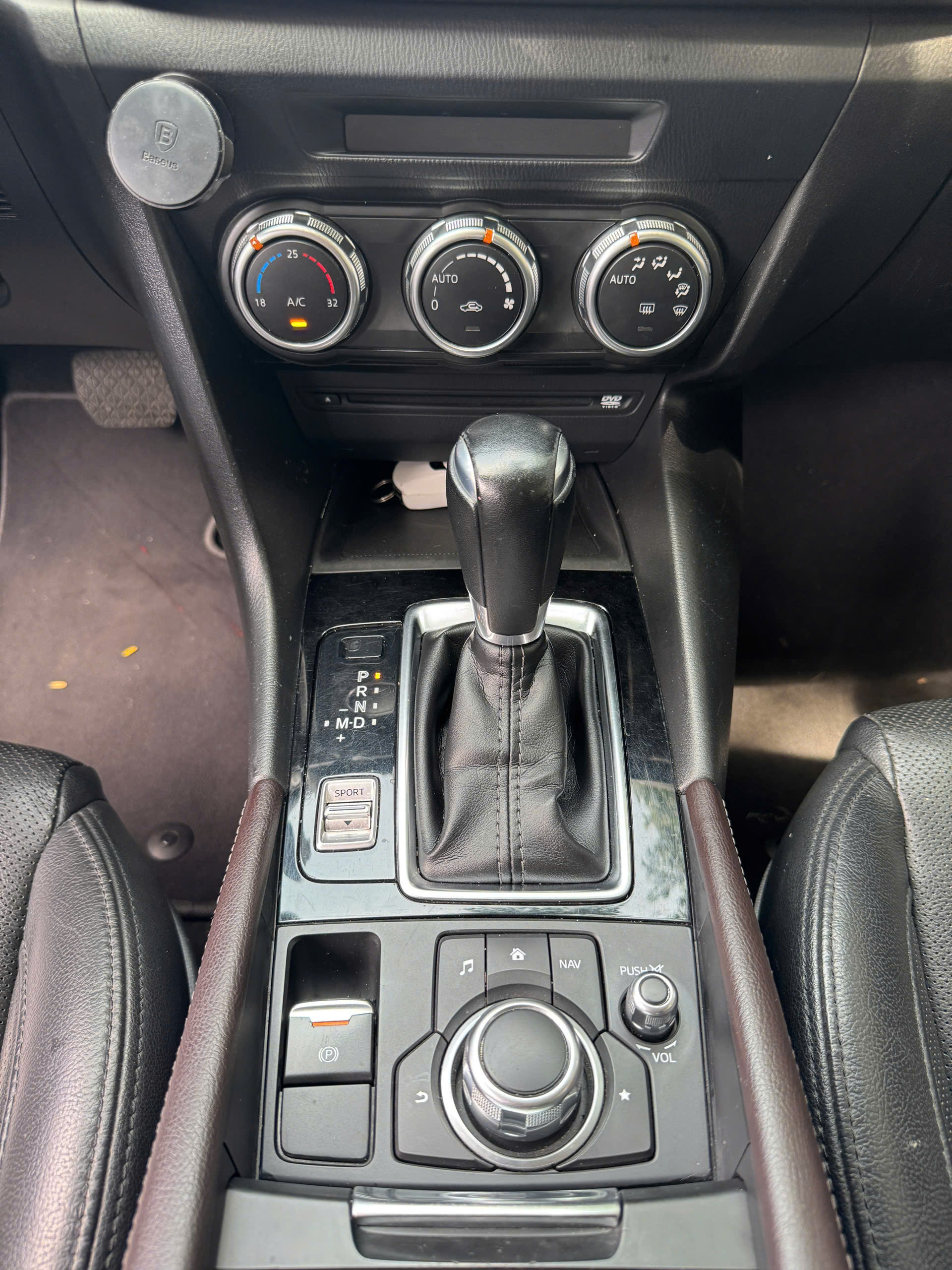 Mazda 3 1.5AT Facelift 2019 màu trắng (đã bán)