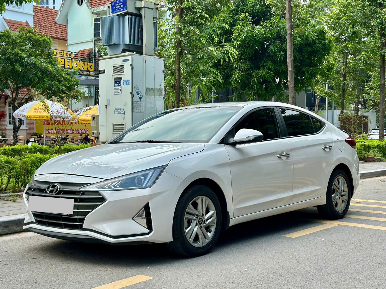 Hyundai Elantra 1.6AT 2021