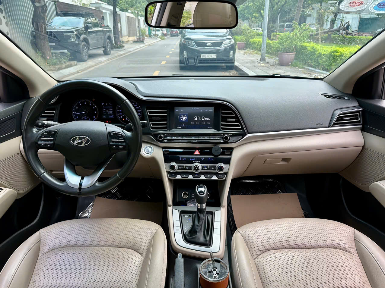 Hyundai Elantra 1.6AT 2021