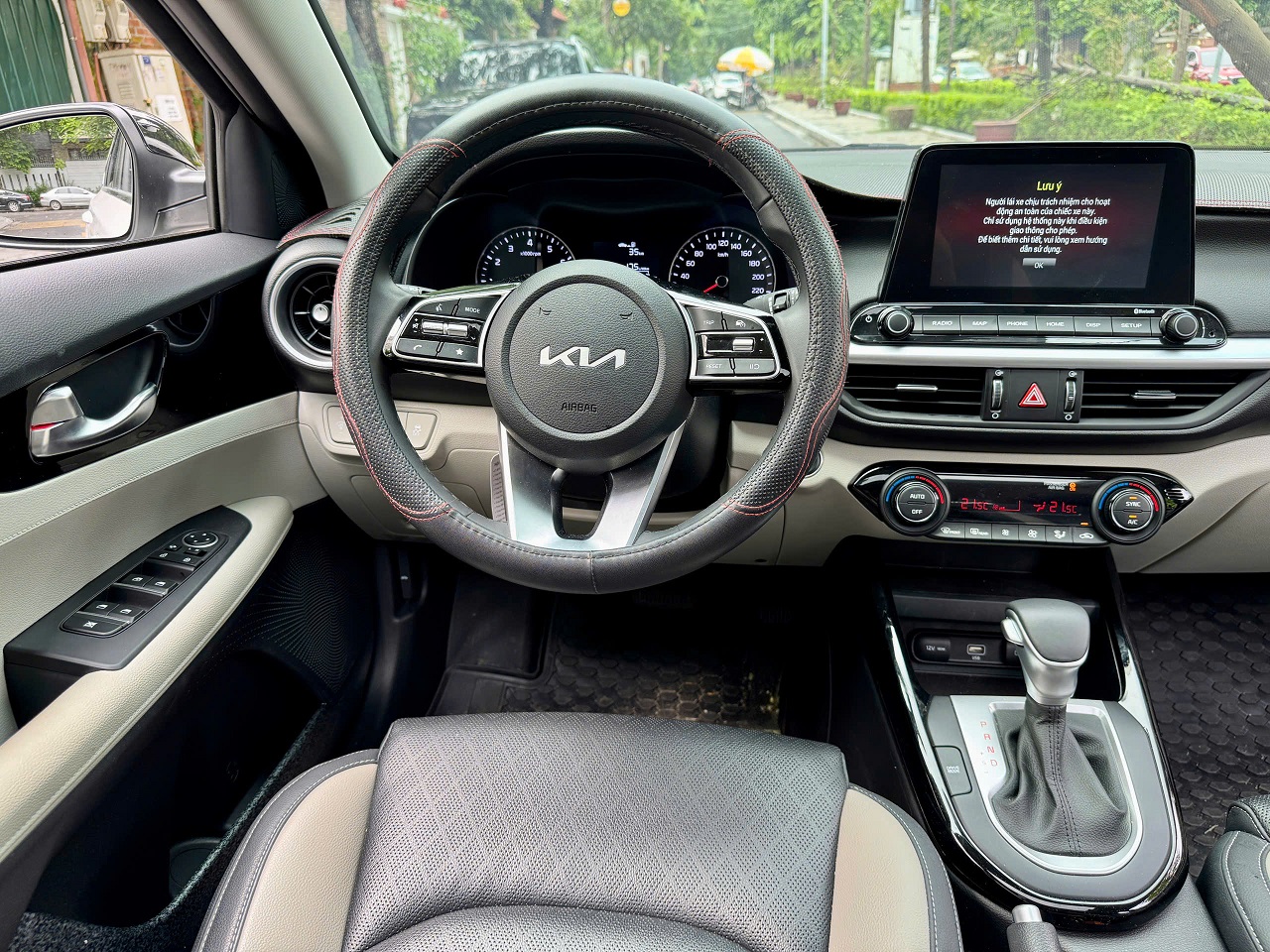 KIA K3 LUXURY 1.6AT 2024 màu trắng (đã bán)