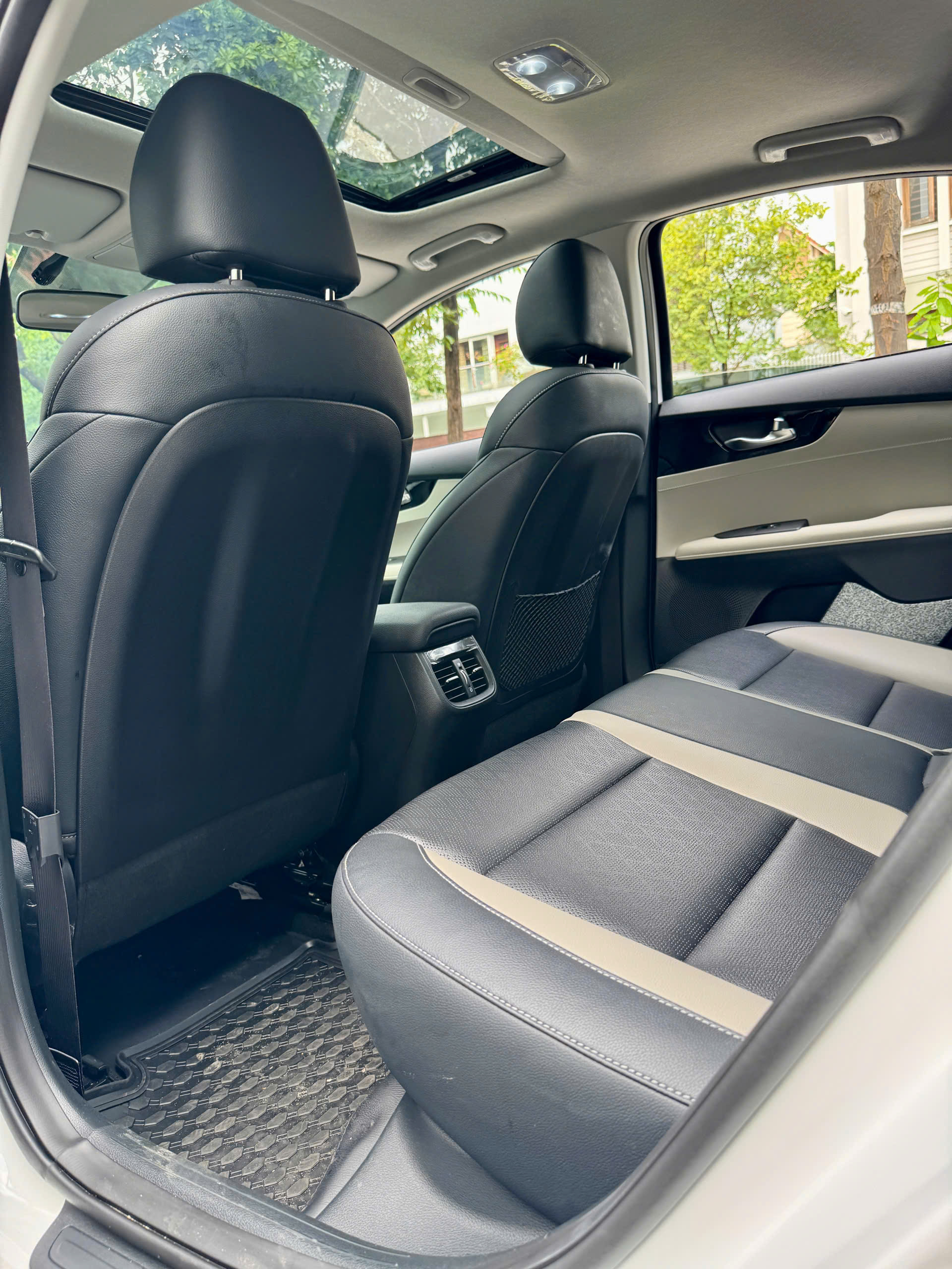 KIA K3 LUXURY 1.6AT 2024 màu trắng (đã bán)