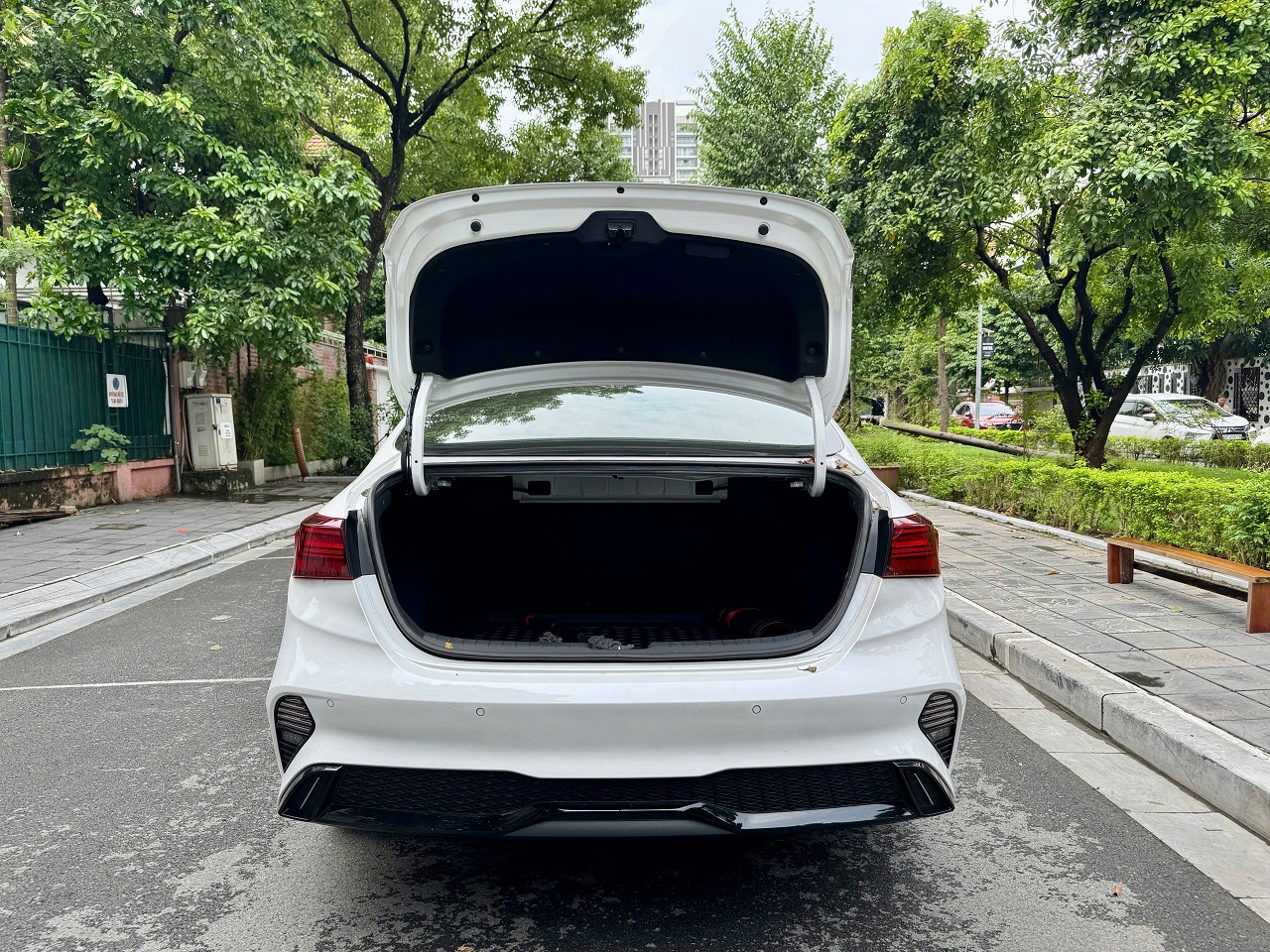 KIA K3 LUXURY 1.6AT 2024 màu trắng (đã bán)