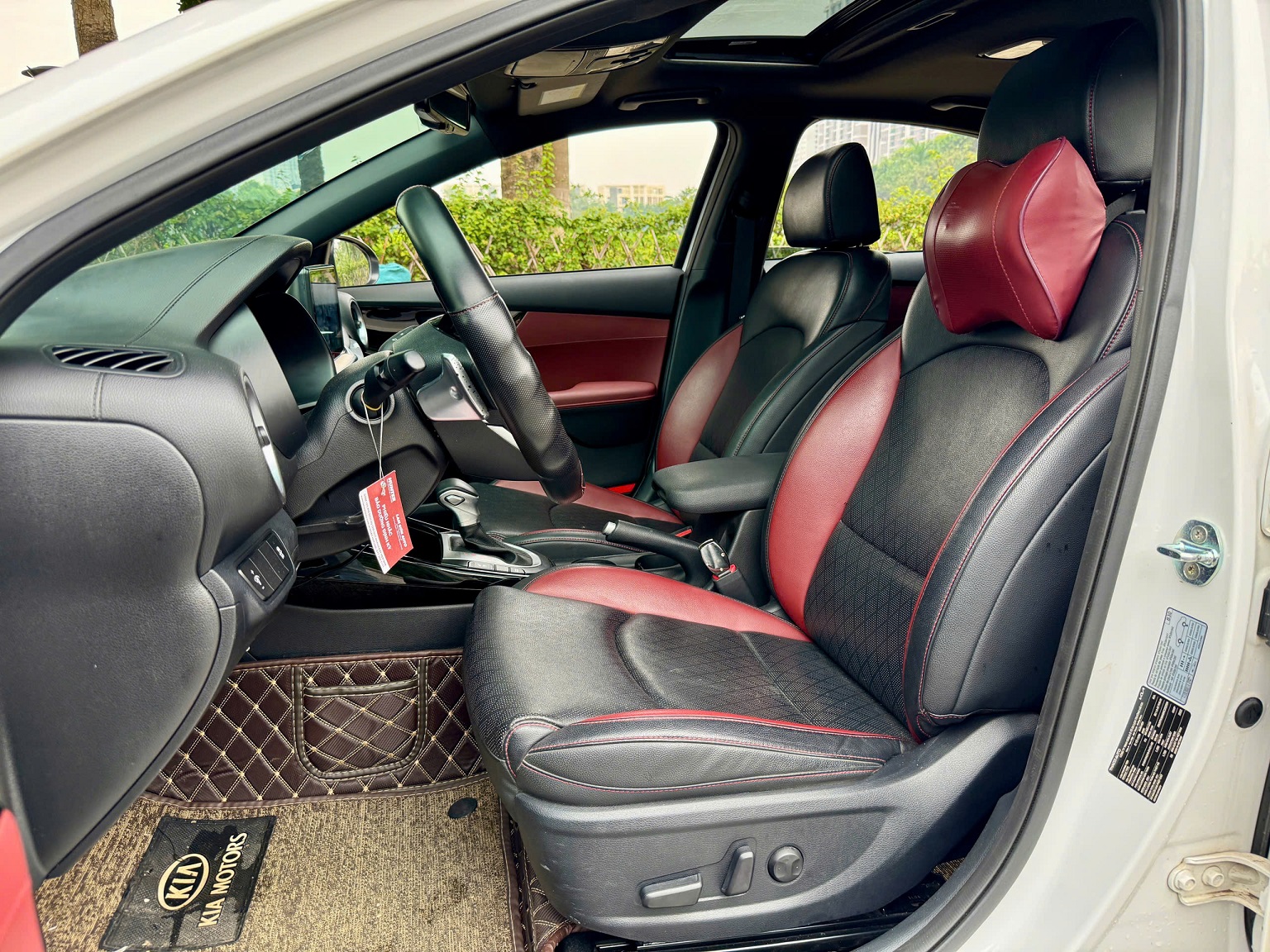 Kia K3 1.6 Premium 2022 màu trắng