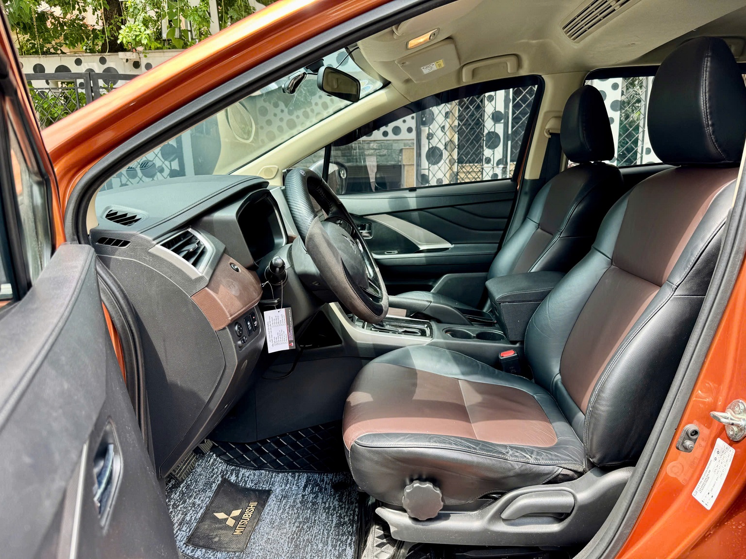 Mitsubishi Xpander Cross 1.5 2020 màu cam