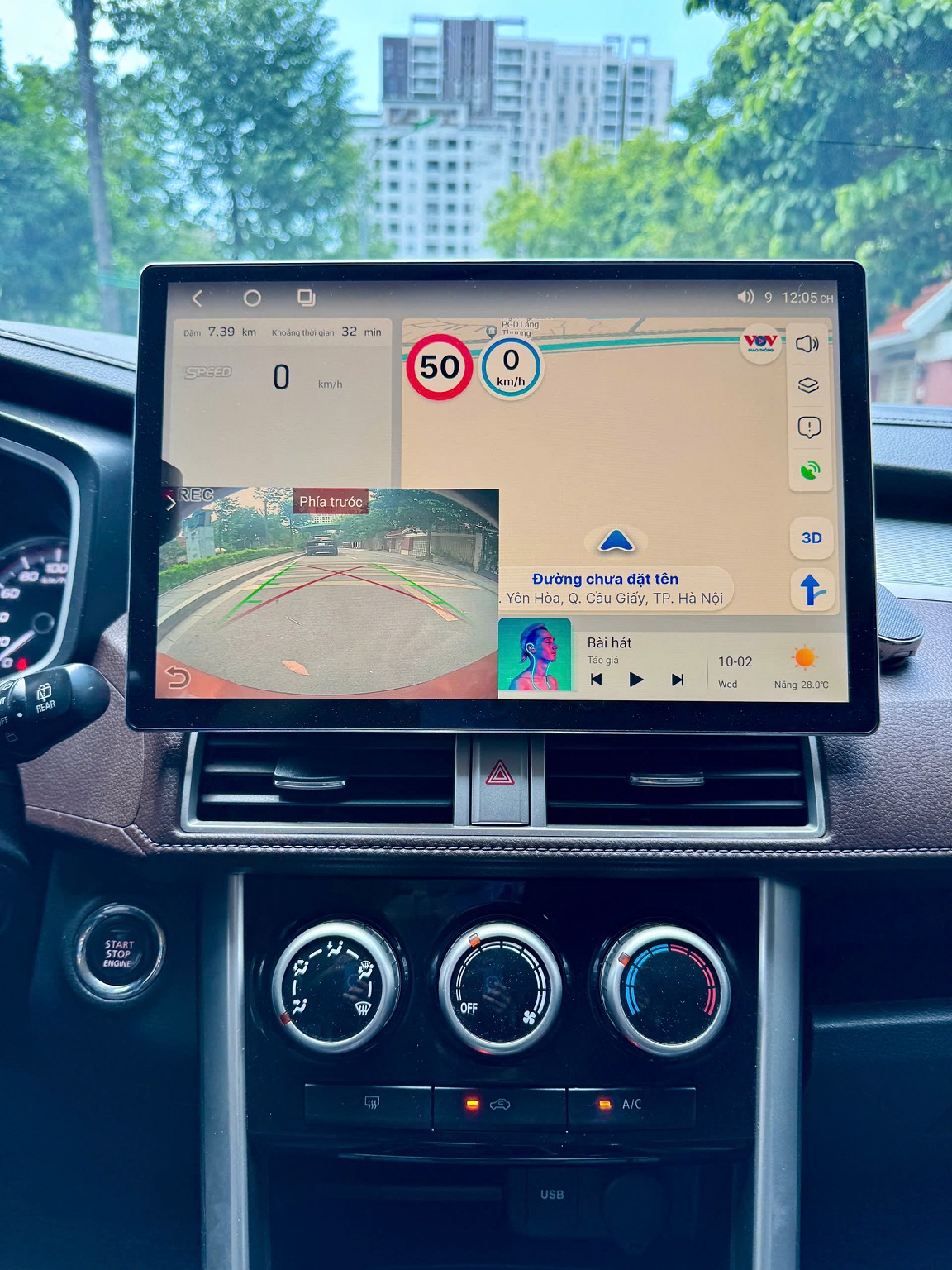 Mitsubishi Xpander Cross 1.5 2020 màu cam