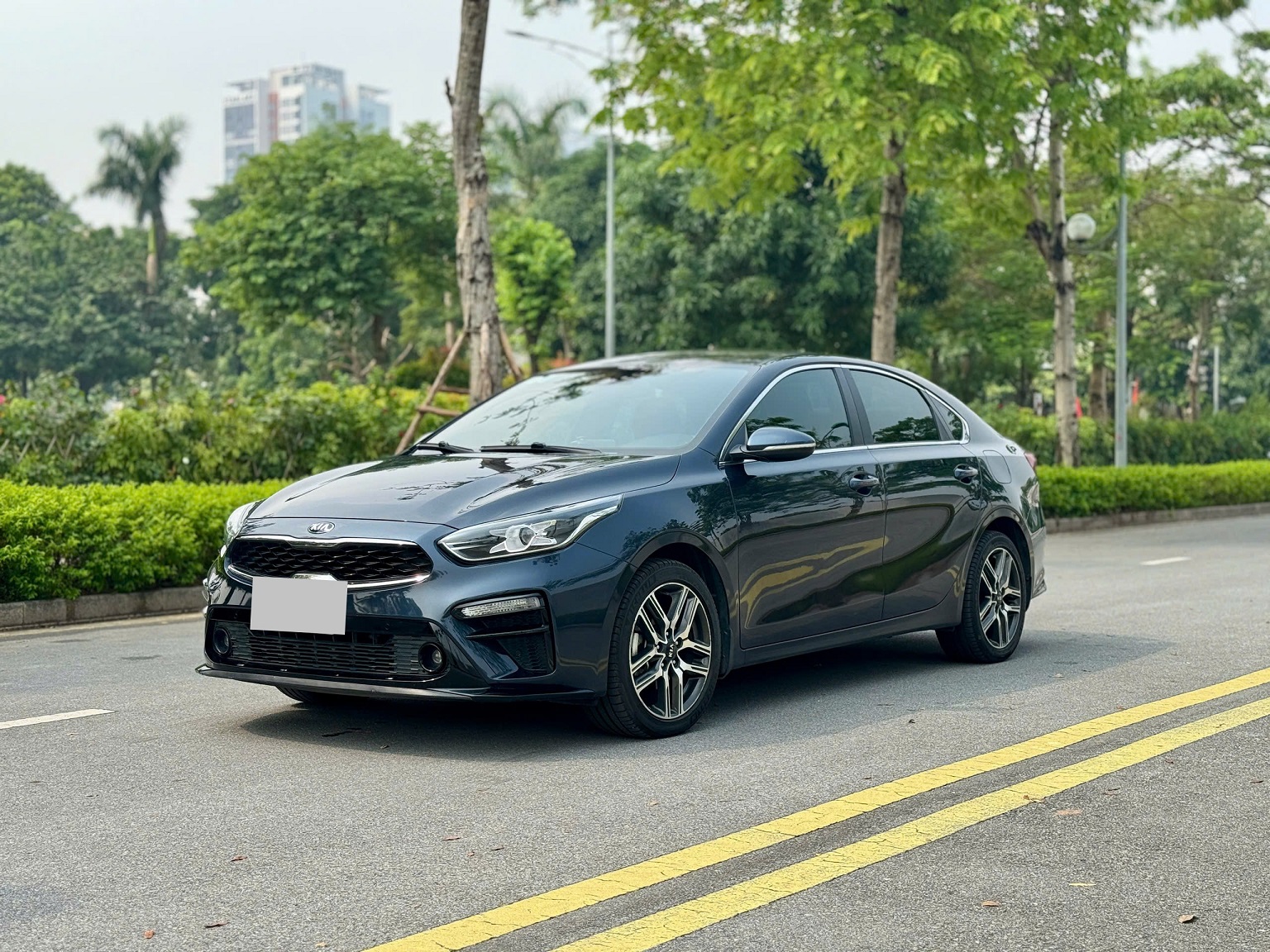 Kia Cerato 2.0AT Premium 2019 màu xanh