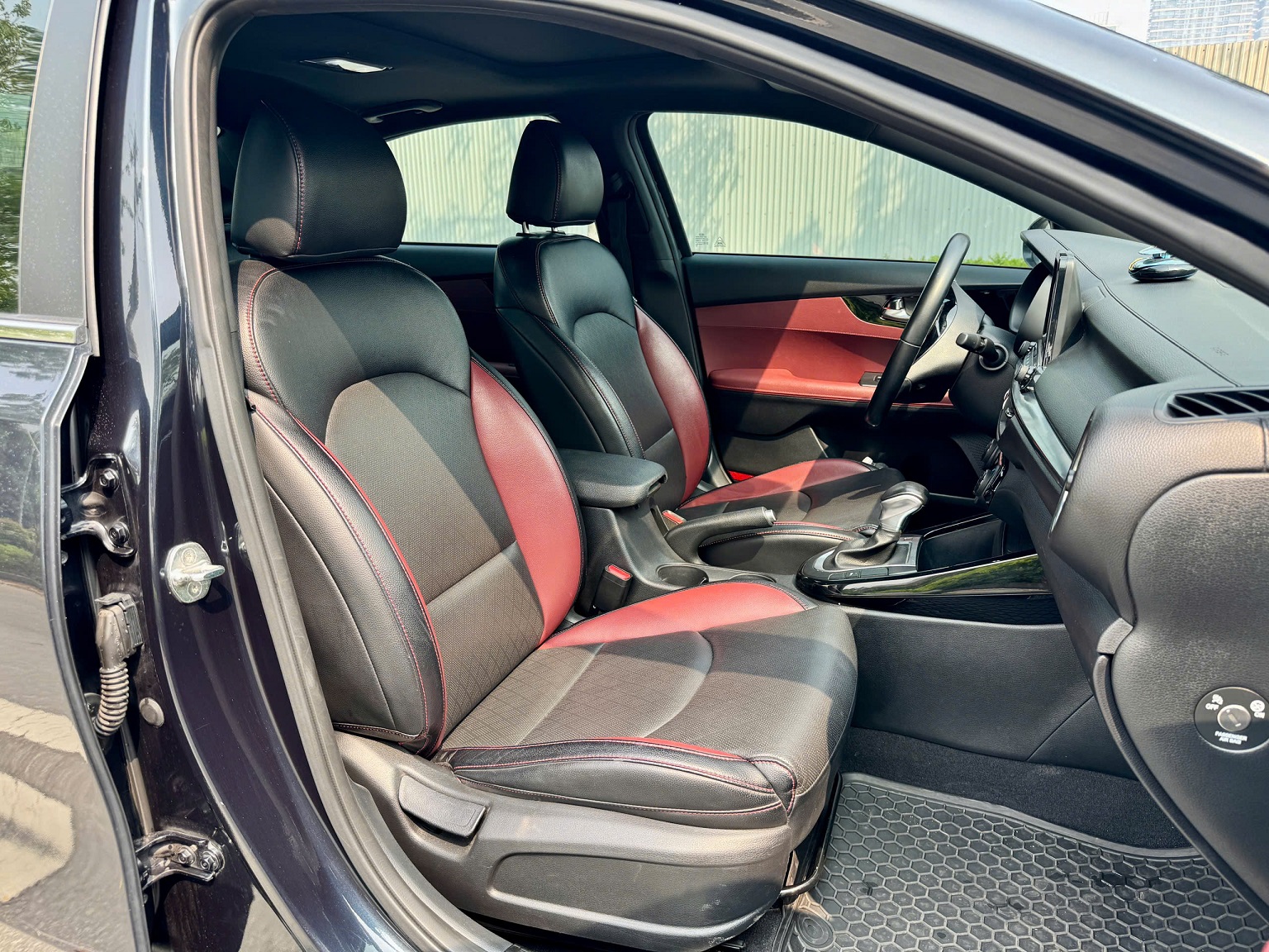 Kia Cerato 2.0AT Premium 2019 màu xanh