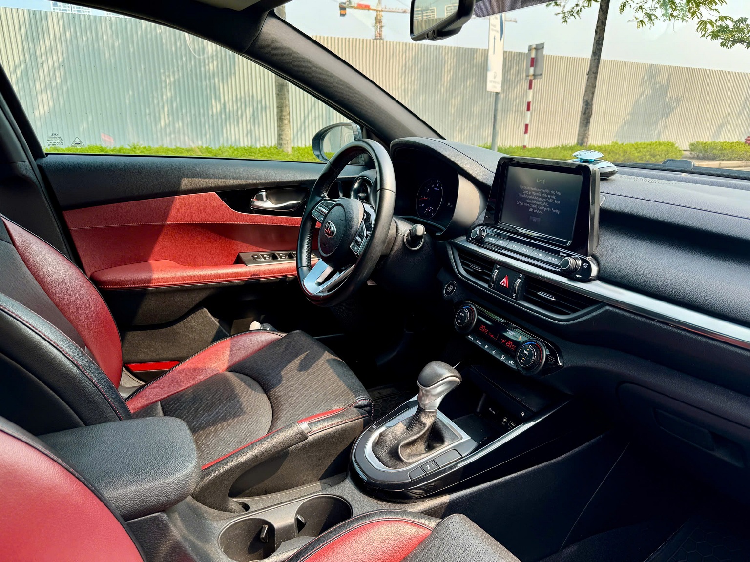 Kia Cerato 2.0AT Premium 2019 màu xanh